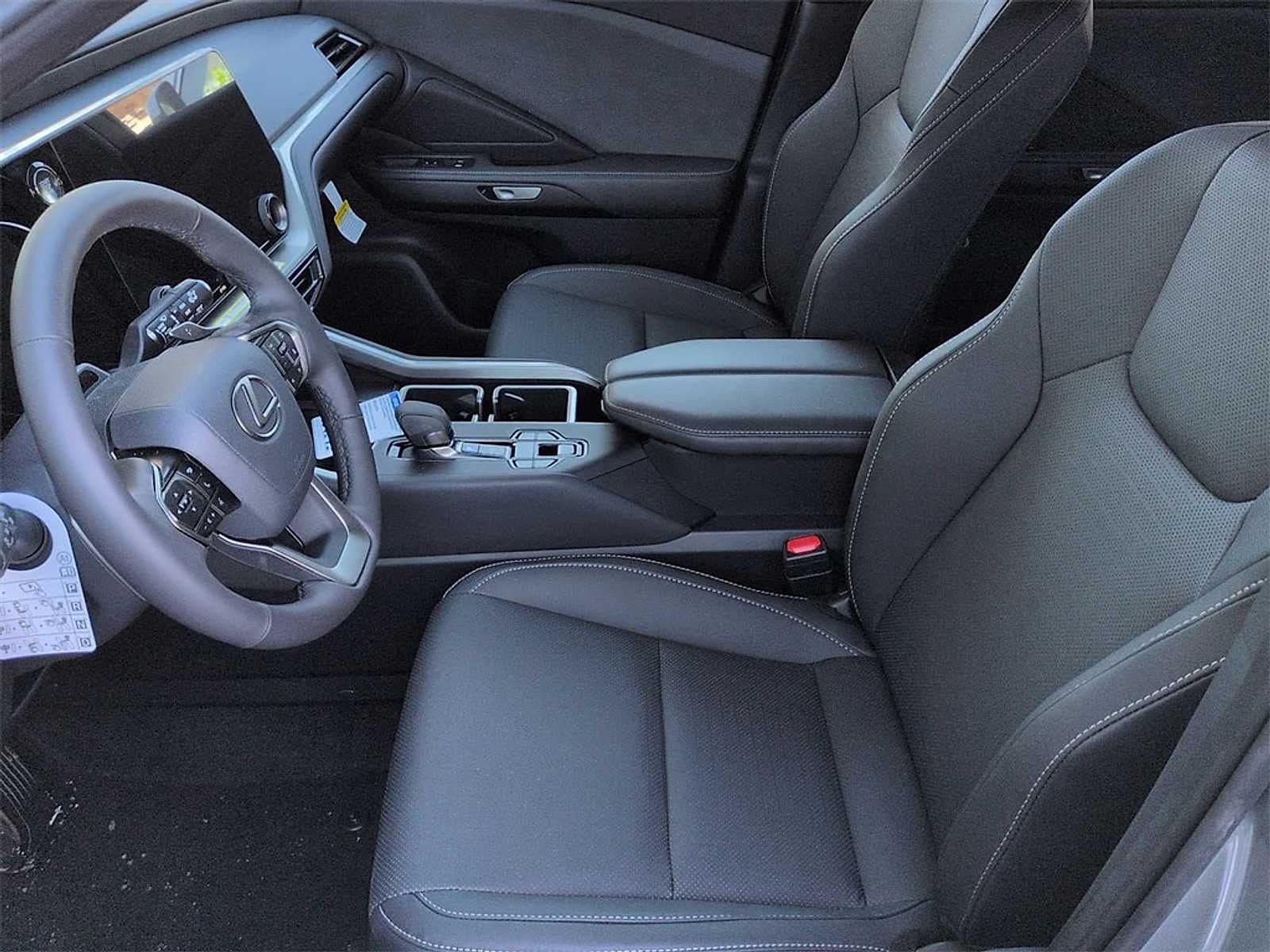 Thumbnail: 2026 Lexus TX - 17