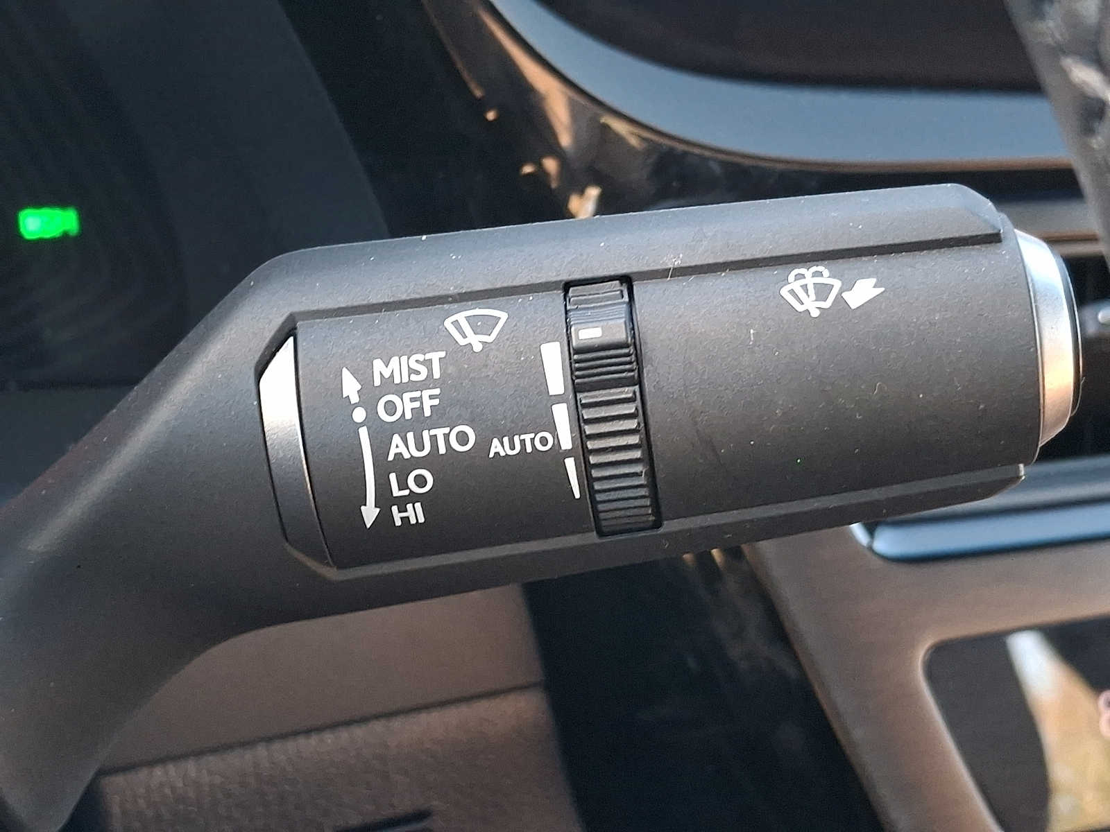 Thumbnail: 2023 Lexus ES - 21