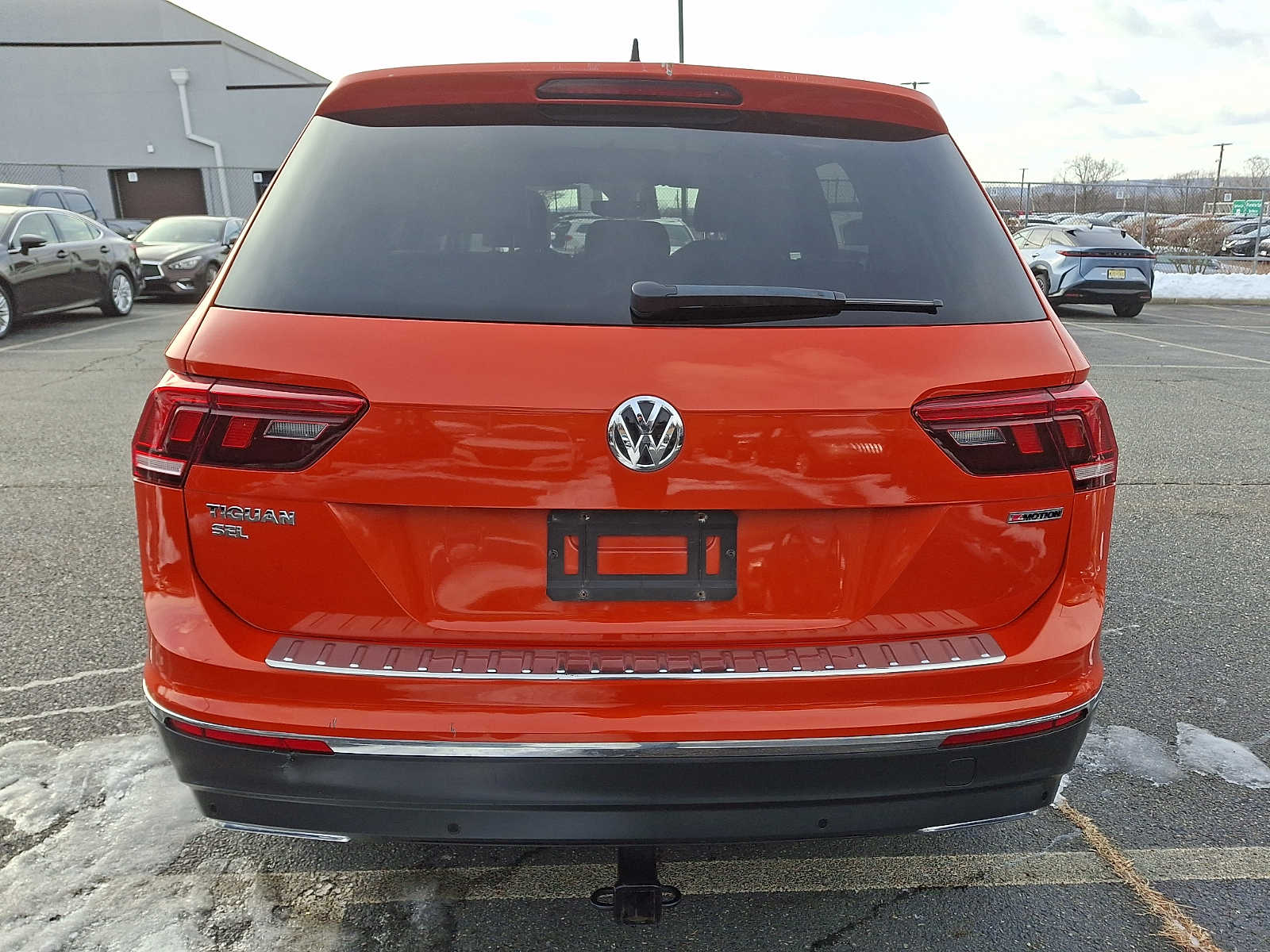 Thumbnail: 2019 Volkswagen Tiguan - 6