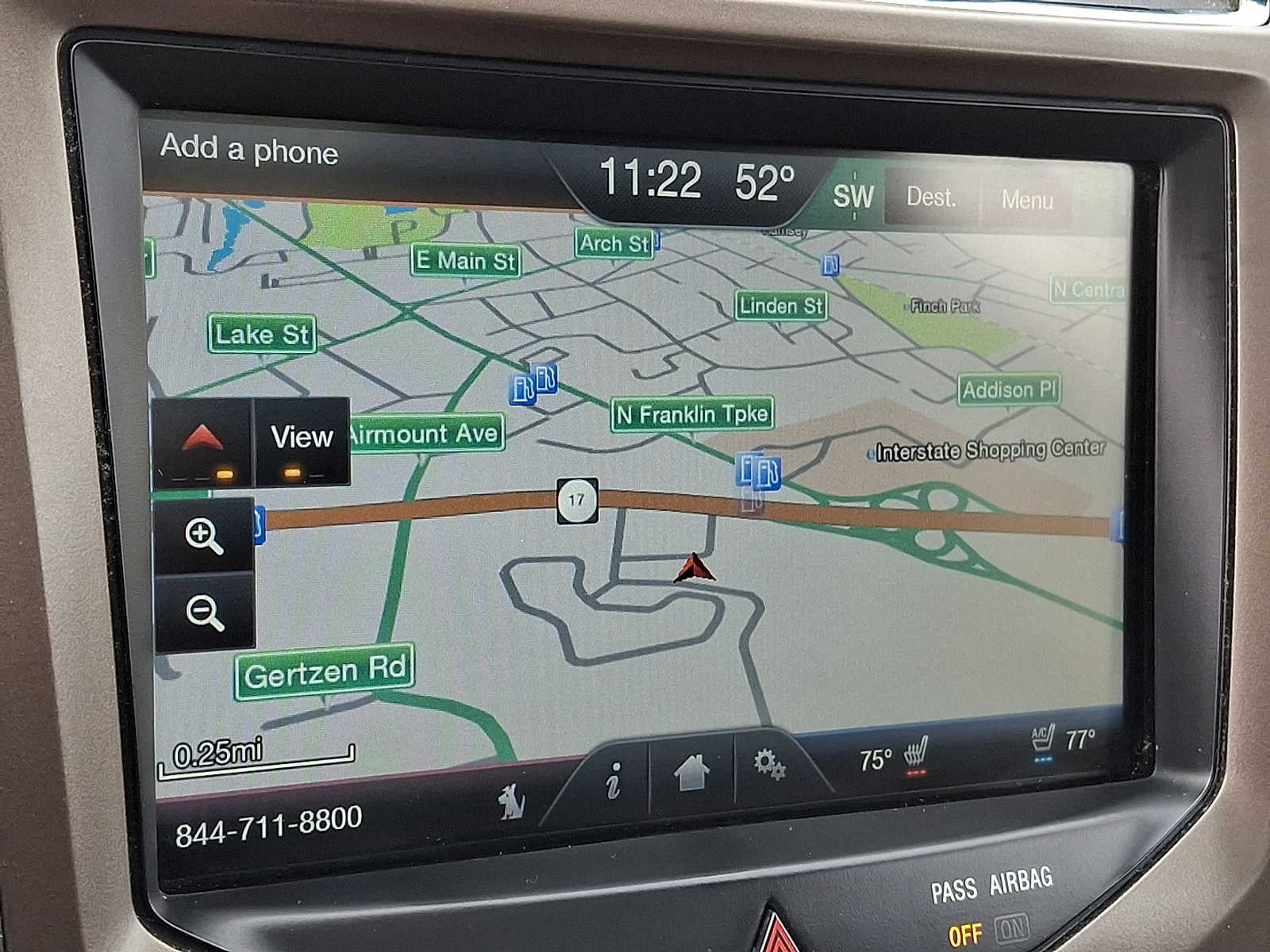 Thumbnail: 2015 Lincoln MKX - 16