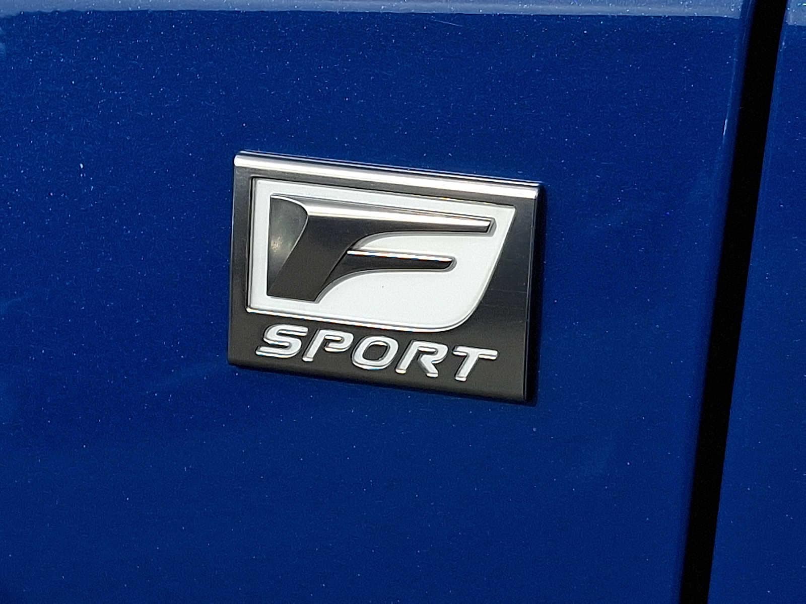 Thumbnail: 2023 Lexus RX - 26