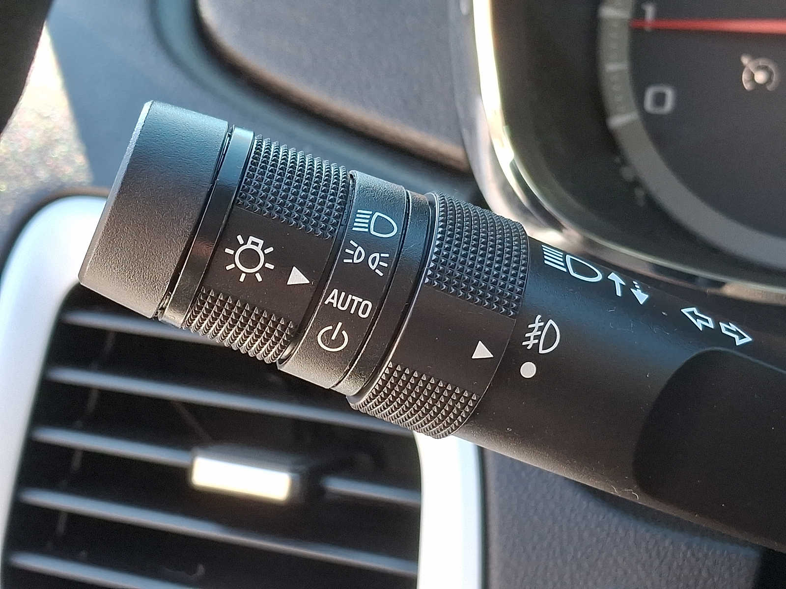 Thumbnail: 2011 GMC Terrain - 19