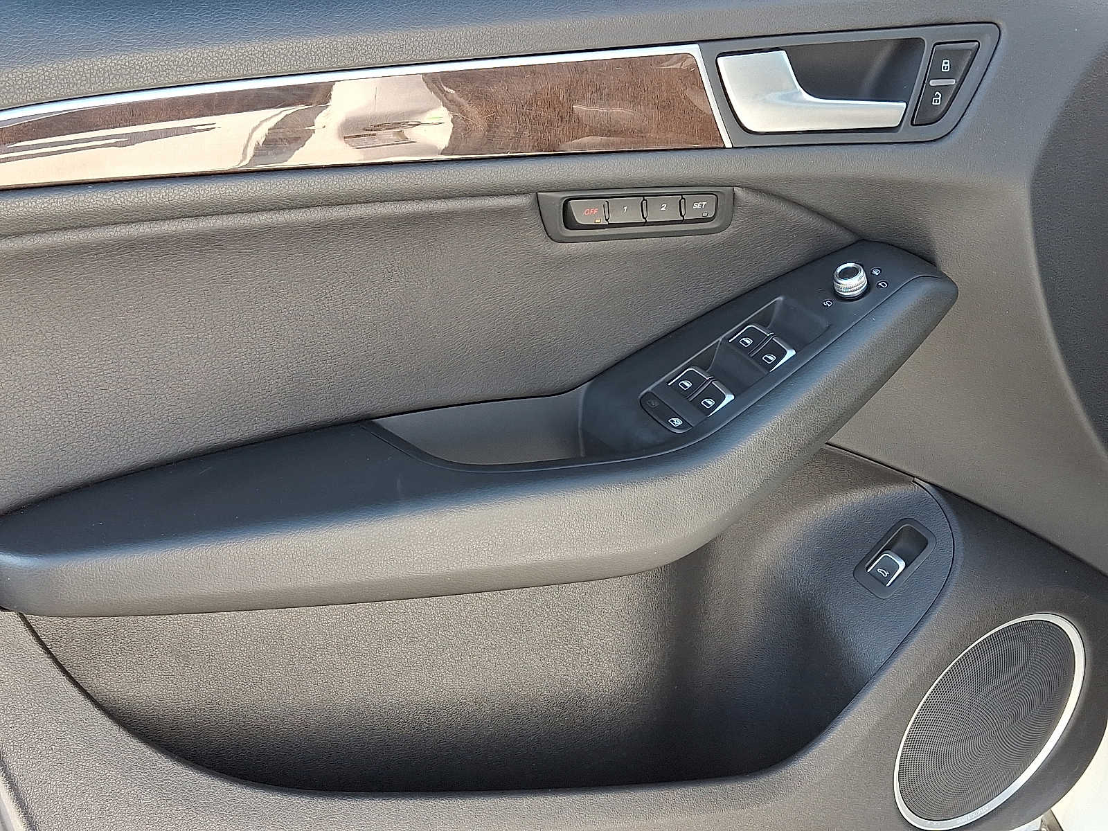 Thumbnail: 2016 Audi Q5 - 9