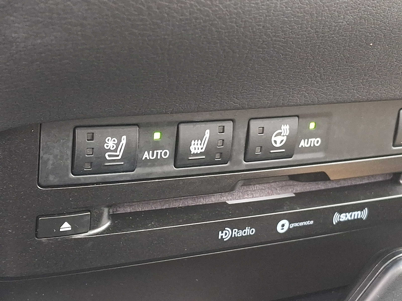 Thumbnail: 2019 Lexus ES - 20