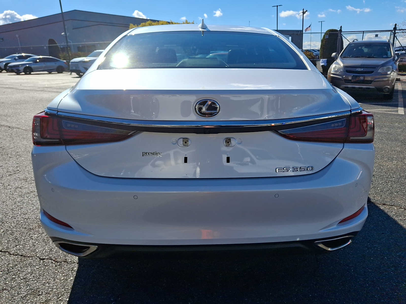 Thumbnail: 2024 Lexus ES - 5