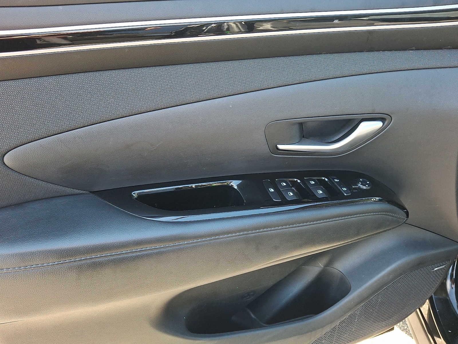 Thumbnail: 2023 Hyundai Tucson - 9