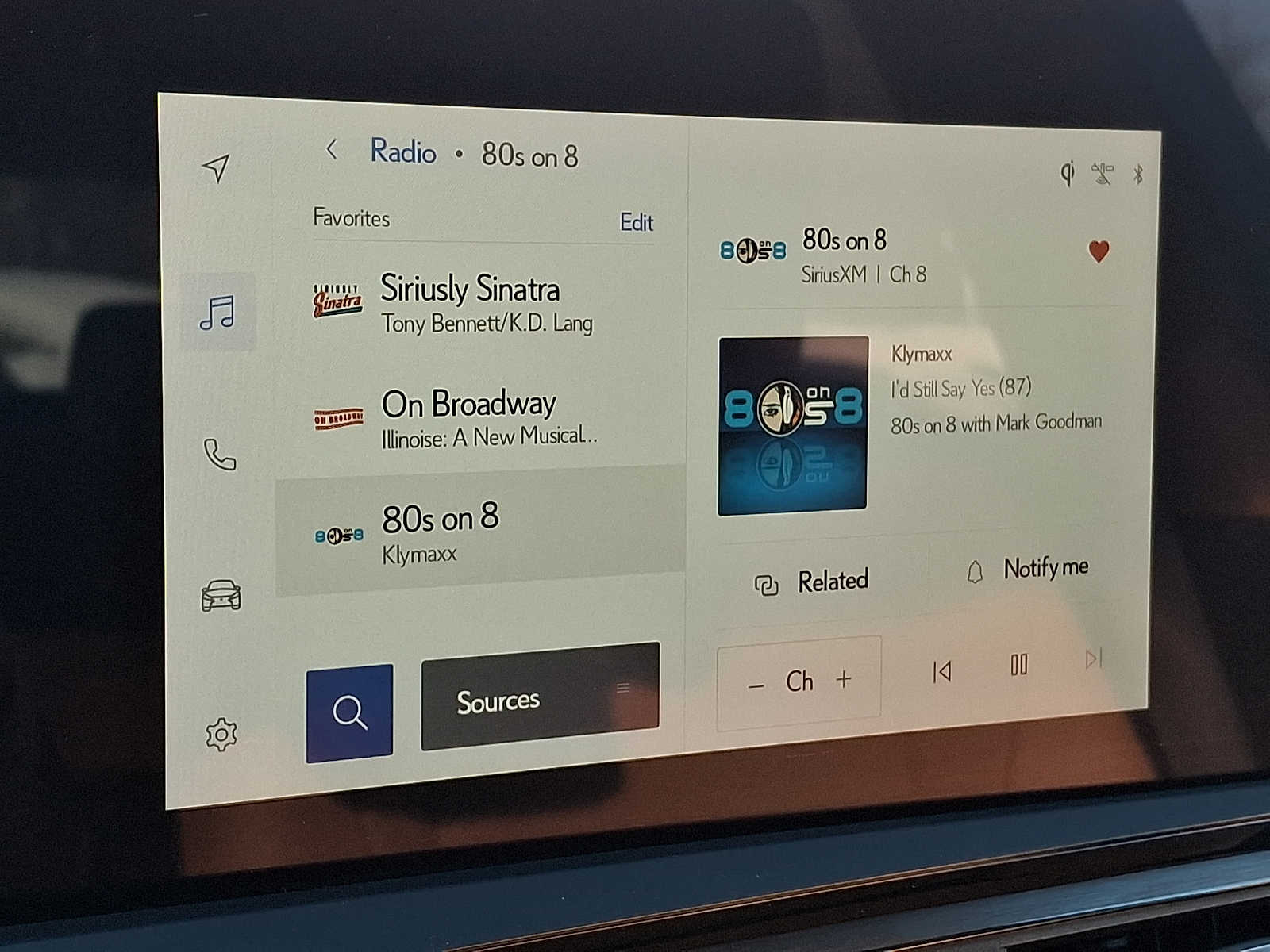 Thumbnail: 2023 Lexus ES - 16