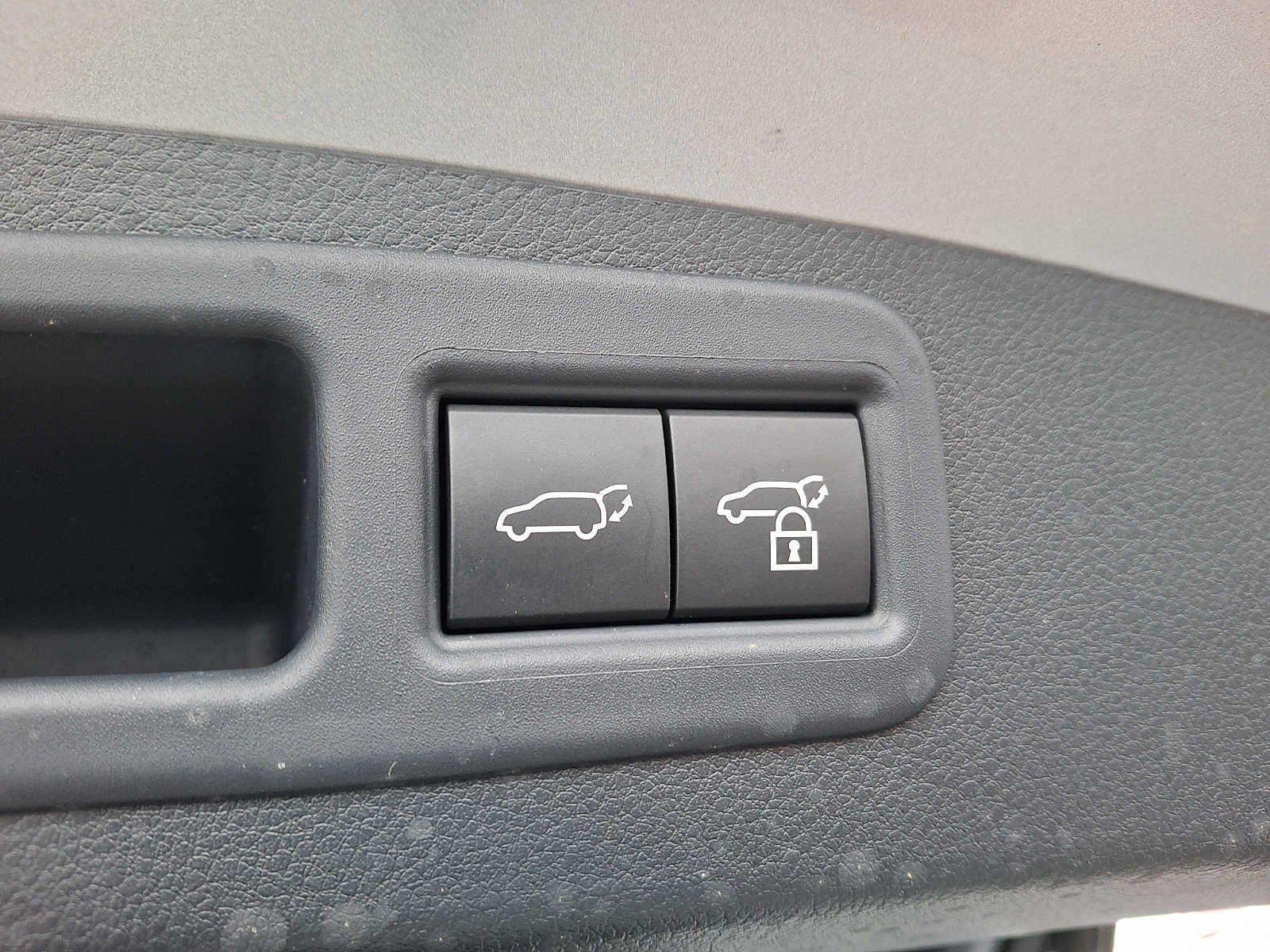 Thumbnail: 2025 Lexus RX - 27