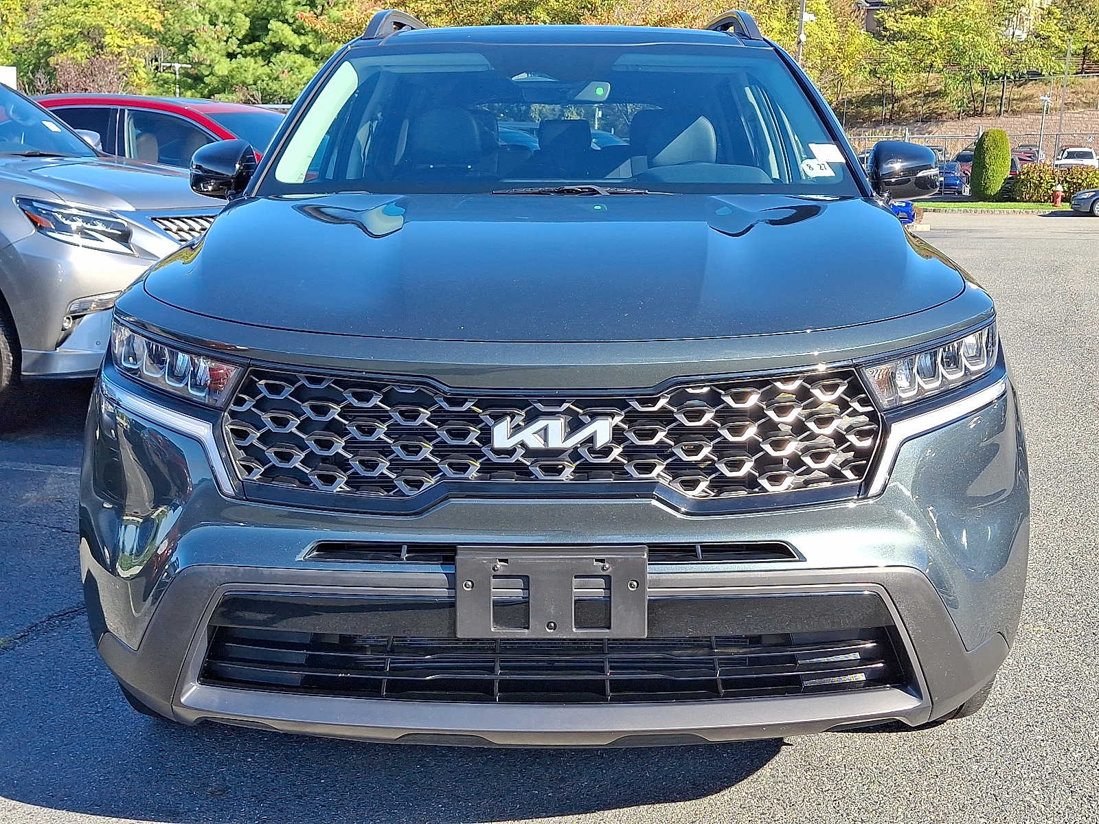Thumbnail: 2022 Kia Sorento - 2