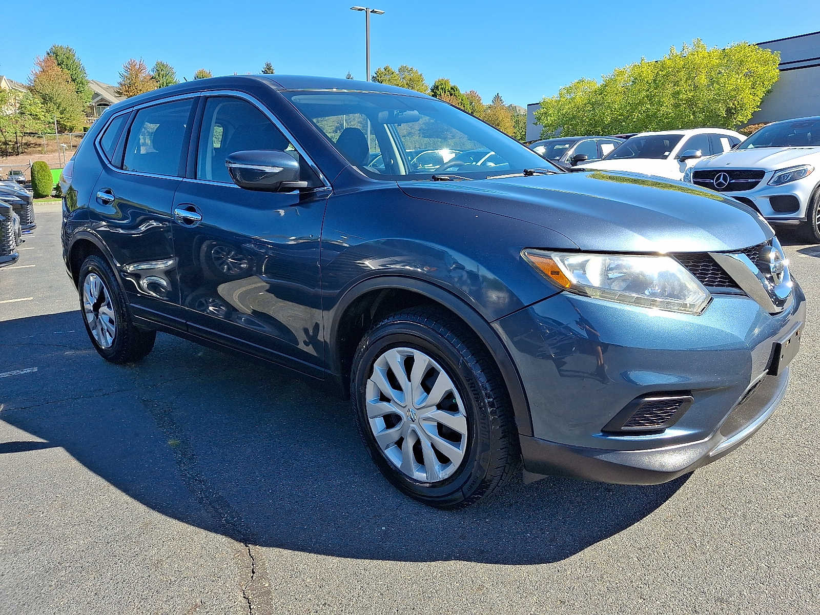 Thumbnail: 2014 Nissan Rogue - 3