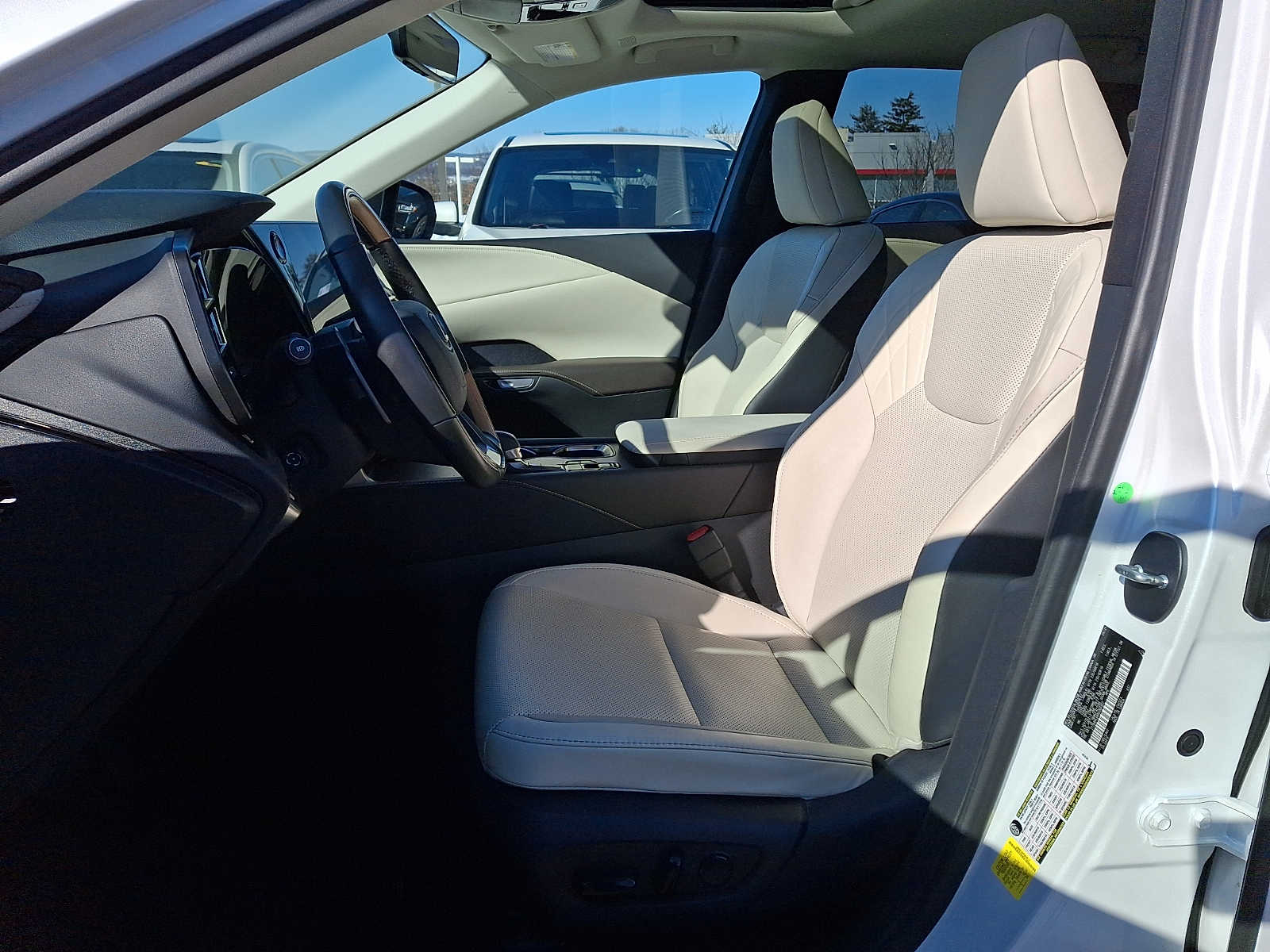 Thumbnail: 2024 Lexus RX - 10