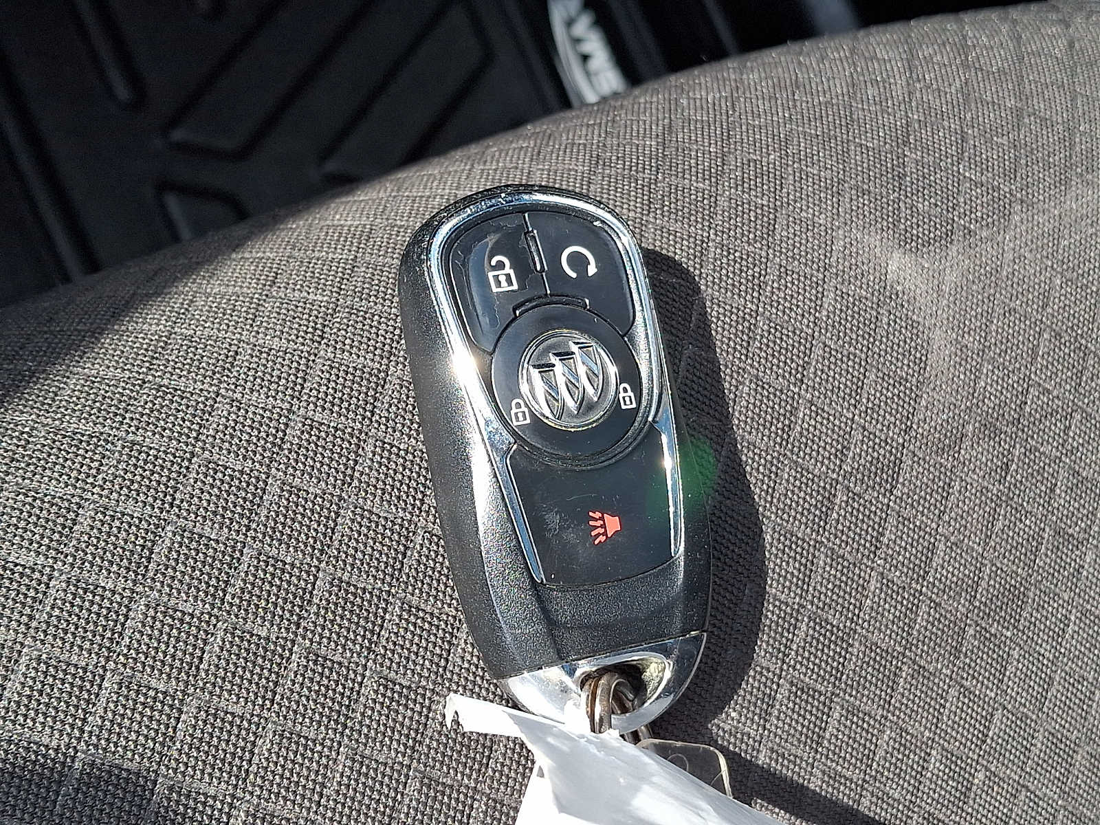 Thumbnail: 2019 Buick Encore - 25