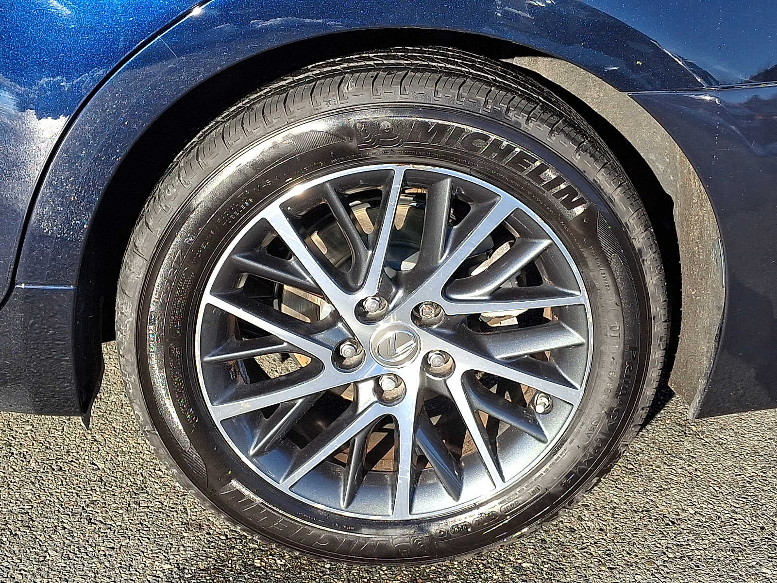 Thumbnail: 2018 Lexus ES - 6