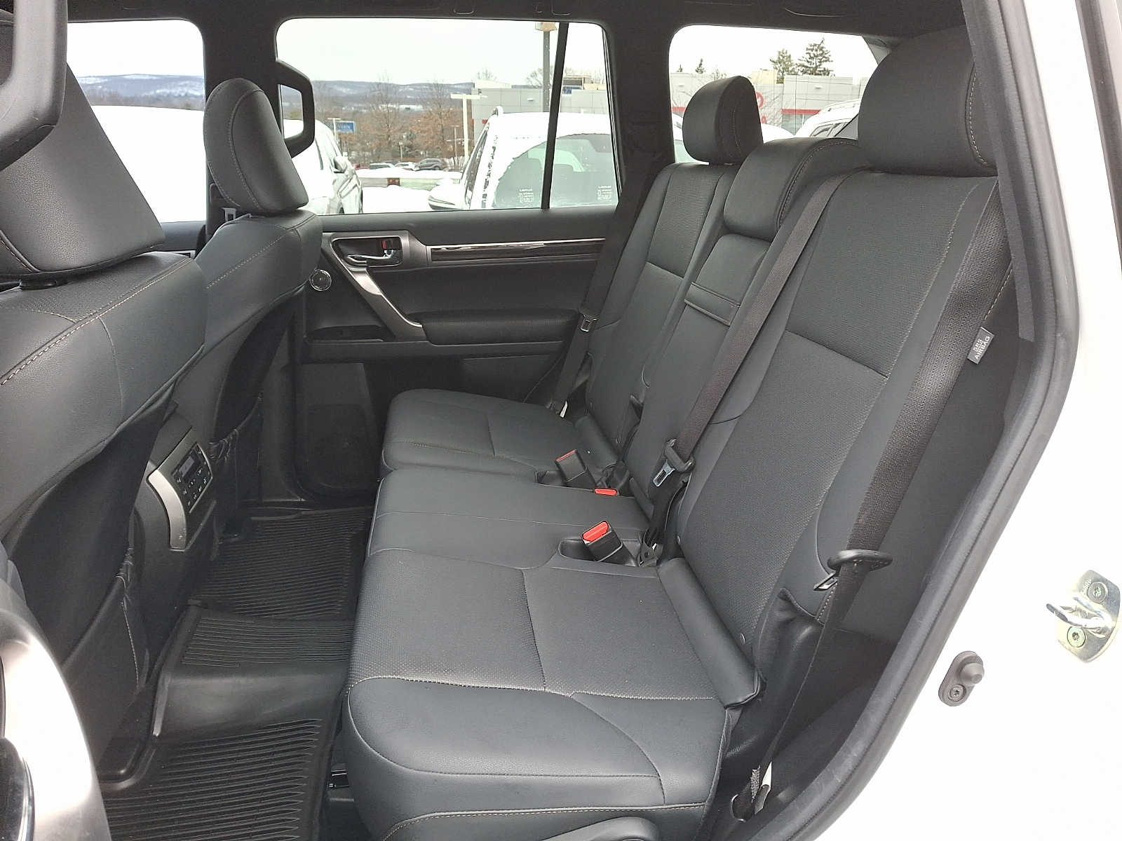 Thumbnail: 2023 Lexus GX - 8