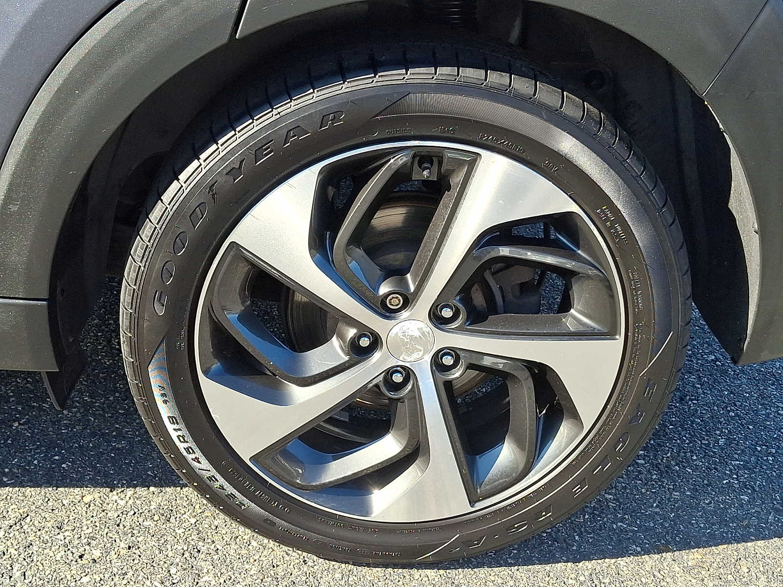 Thumbnail: 2016 Hyundai Tucson - 7