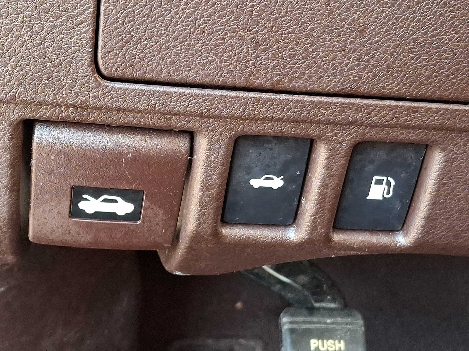 Thumbnail: 2018 Lexus ES - 22