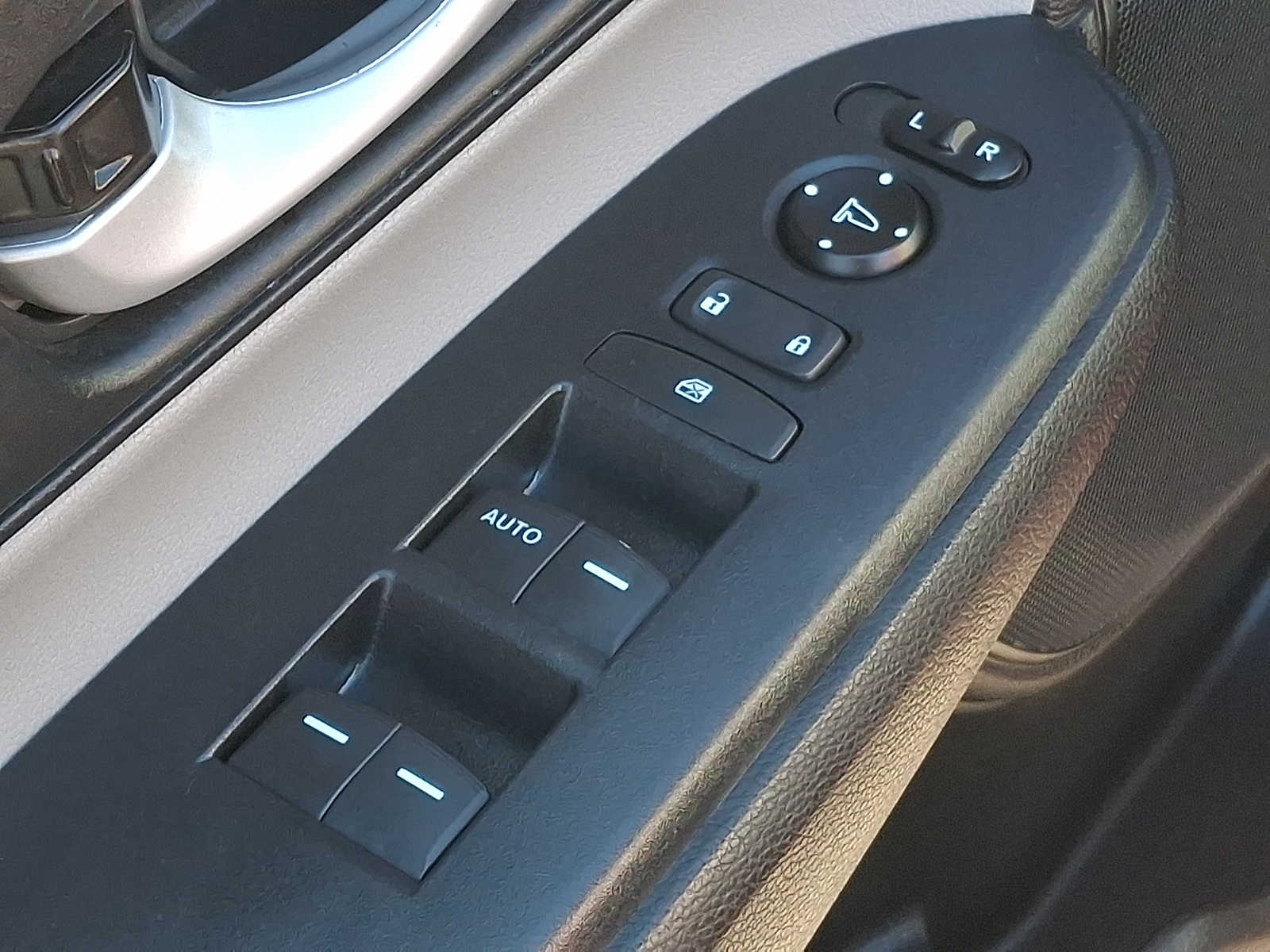 Thumbnail: 2020 Honda CR-V - 25