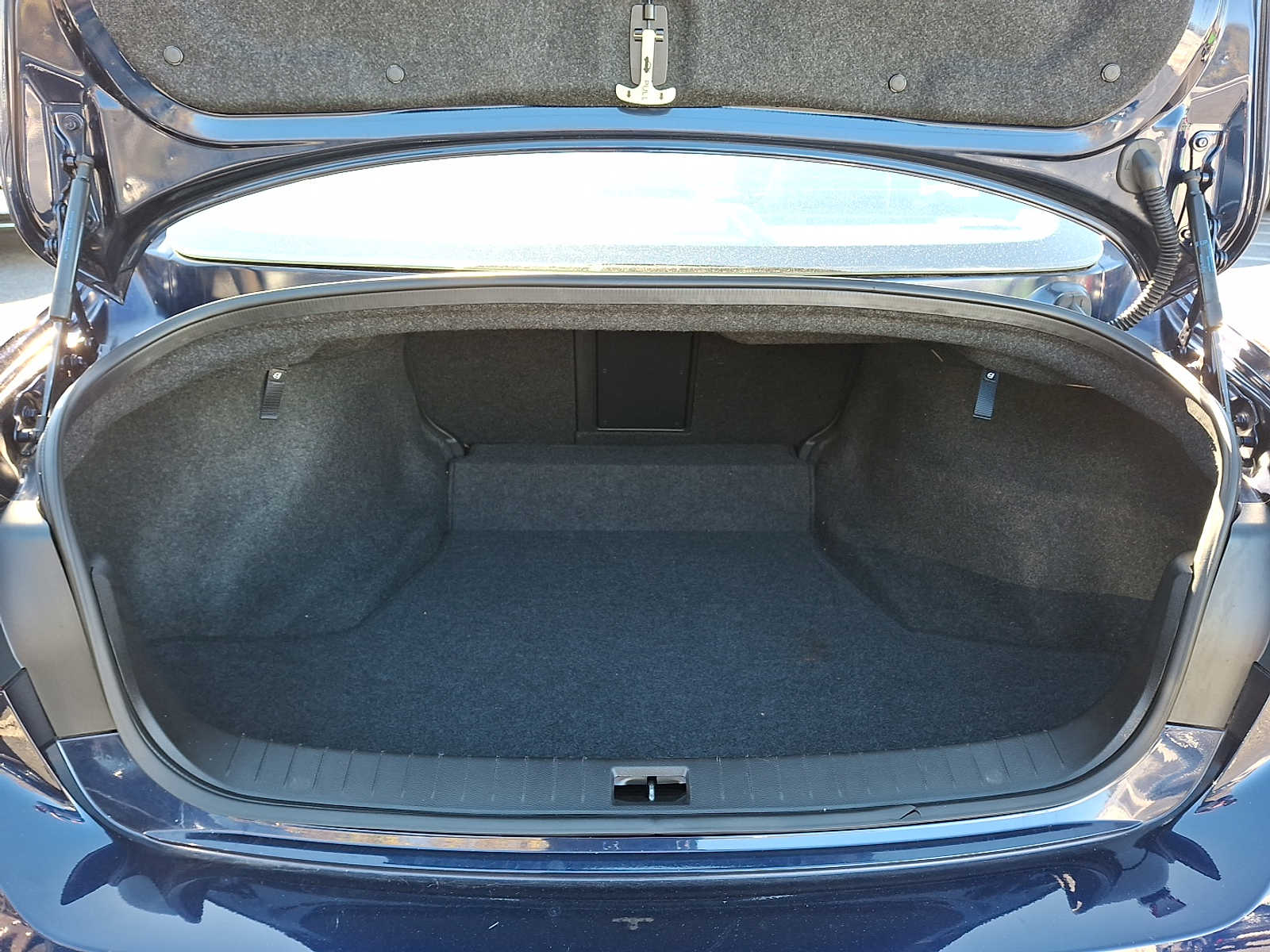 Thumbnail: 2022 INFINITI Q50 - 27