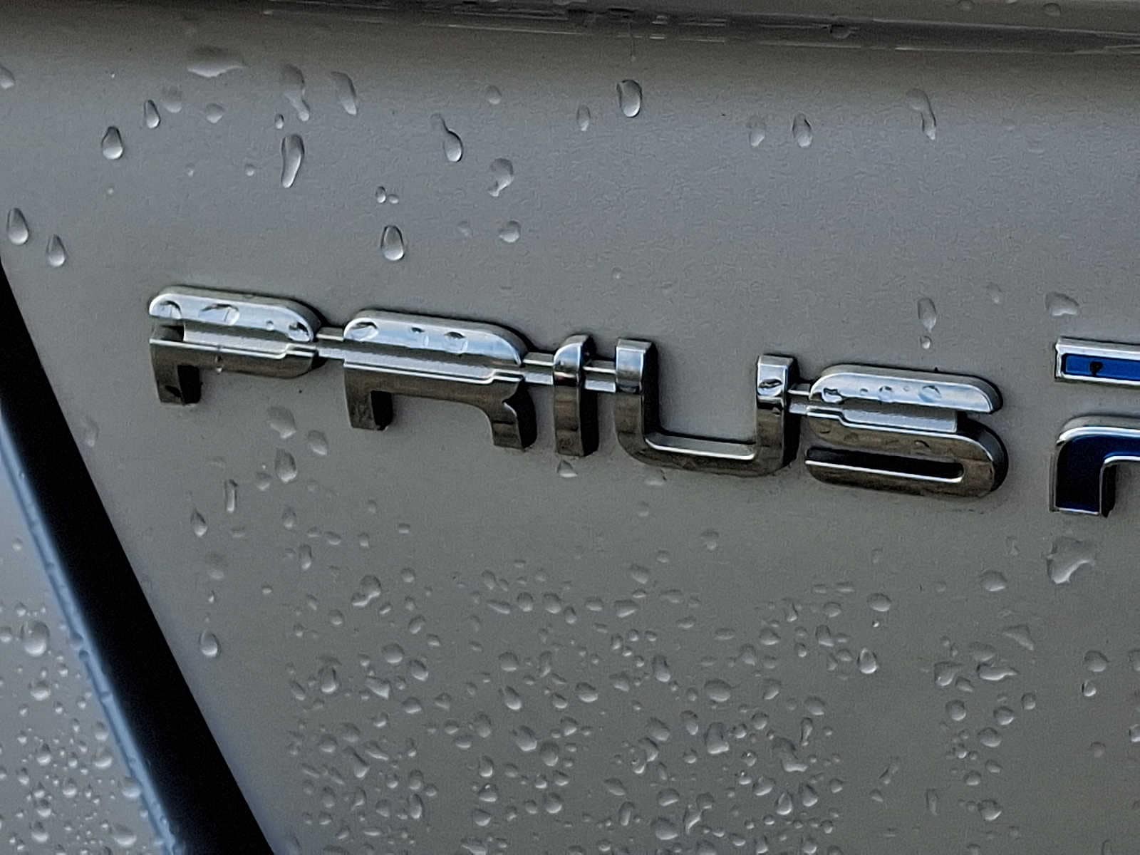 Thumbnail: 2017 Toyota Prius Prime - 27