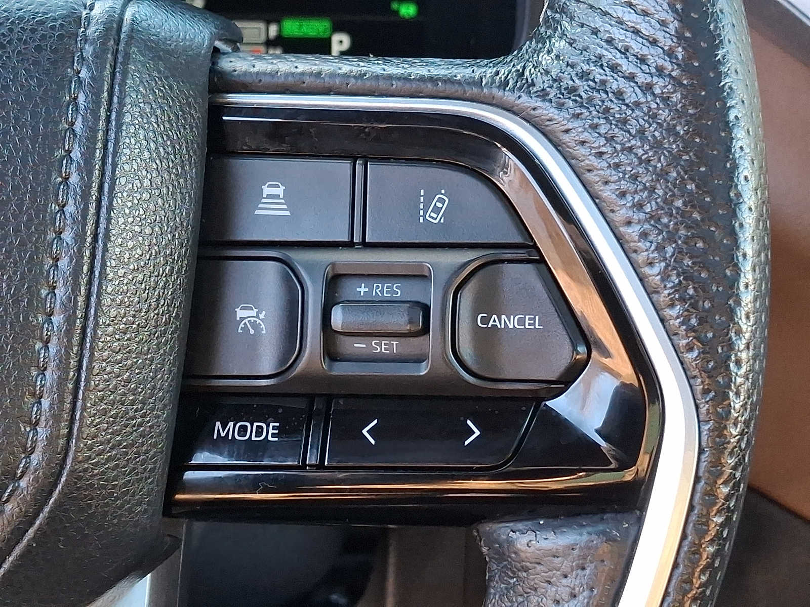 Thumbnail: 2023 Toyota Tundra - 17