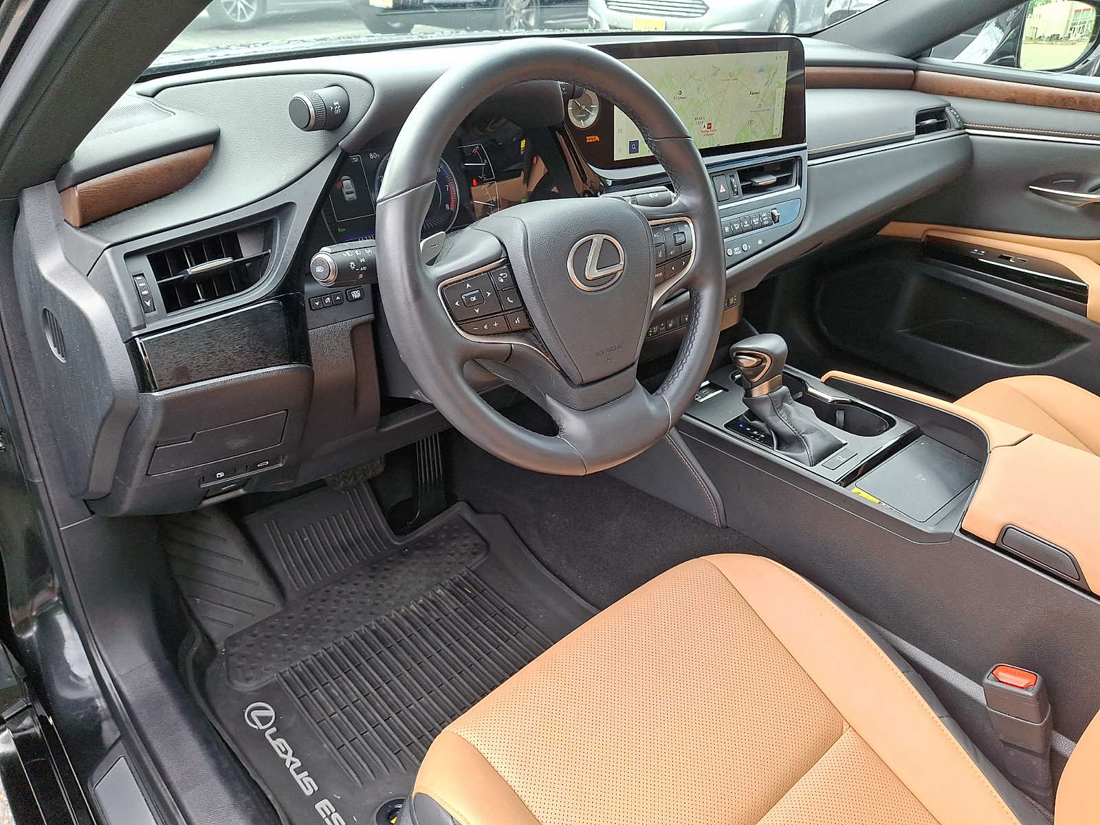 Thumbnail: 2023 Lexus ES - 9