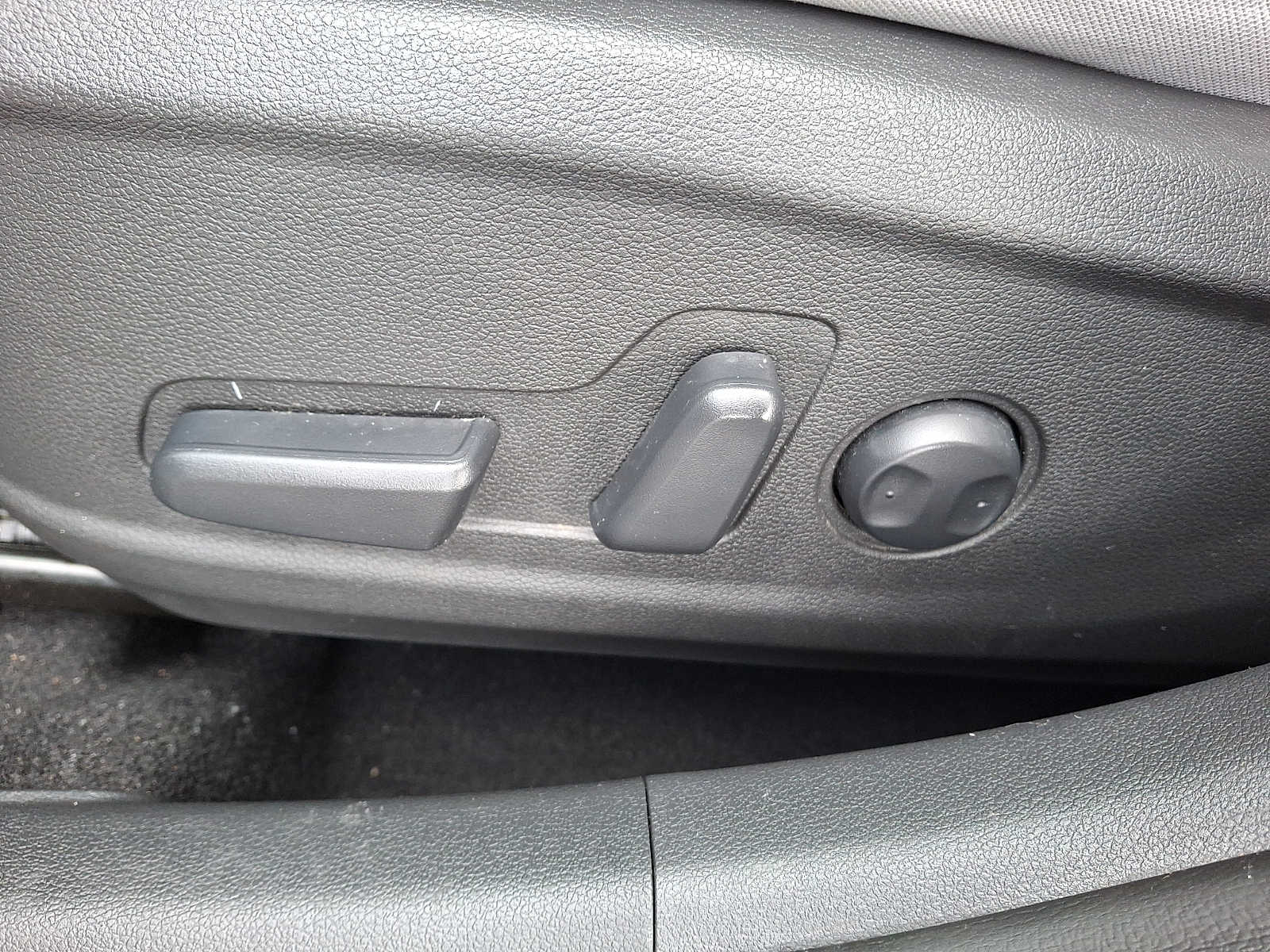 Thumbnail: 2023 Hyundai Kona - 11