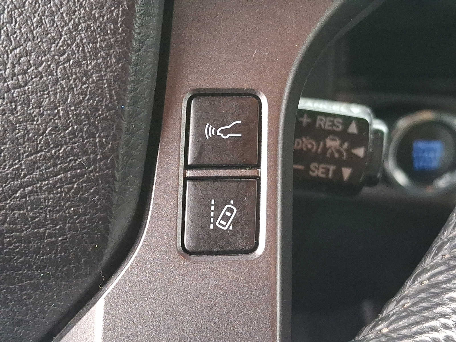 Thumbnail: 2021 Toyota Tacoma - 20