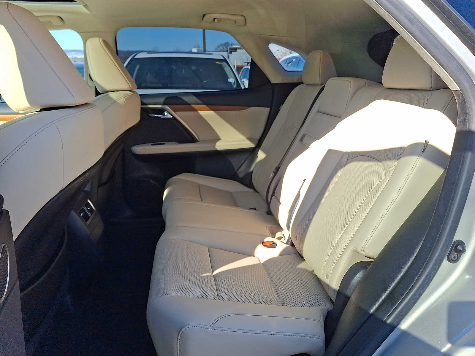 Thumbnail: 2021 Lexus RX - 8