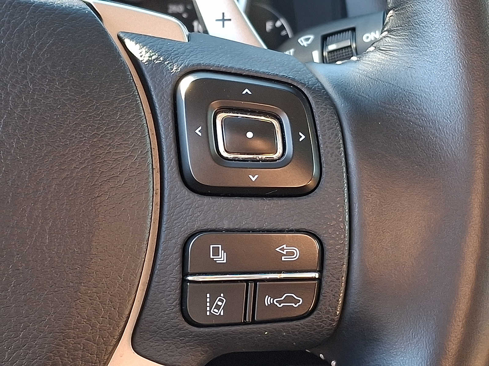 Thumbnail: 2019 Lexus NX - 18