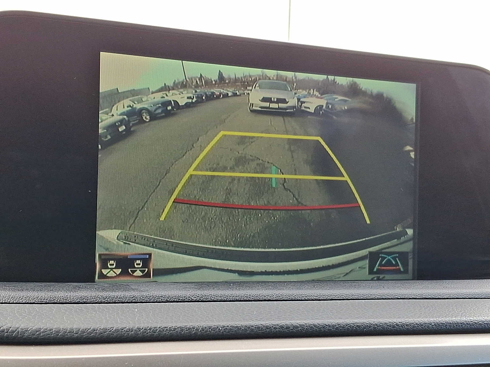 Thumbnail: 2021 Lexus RX - 16