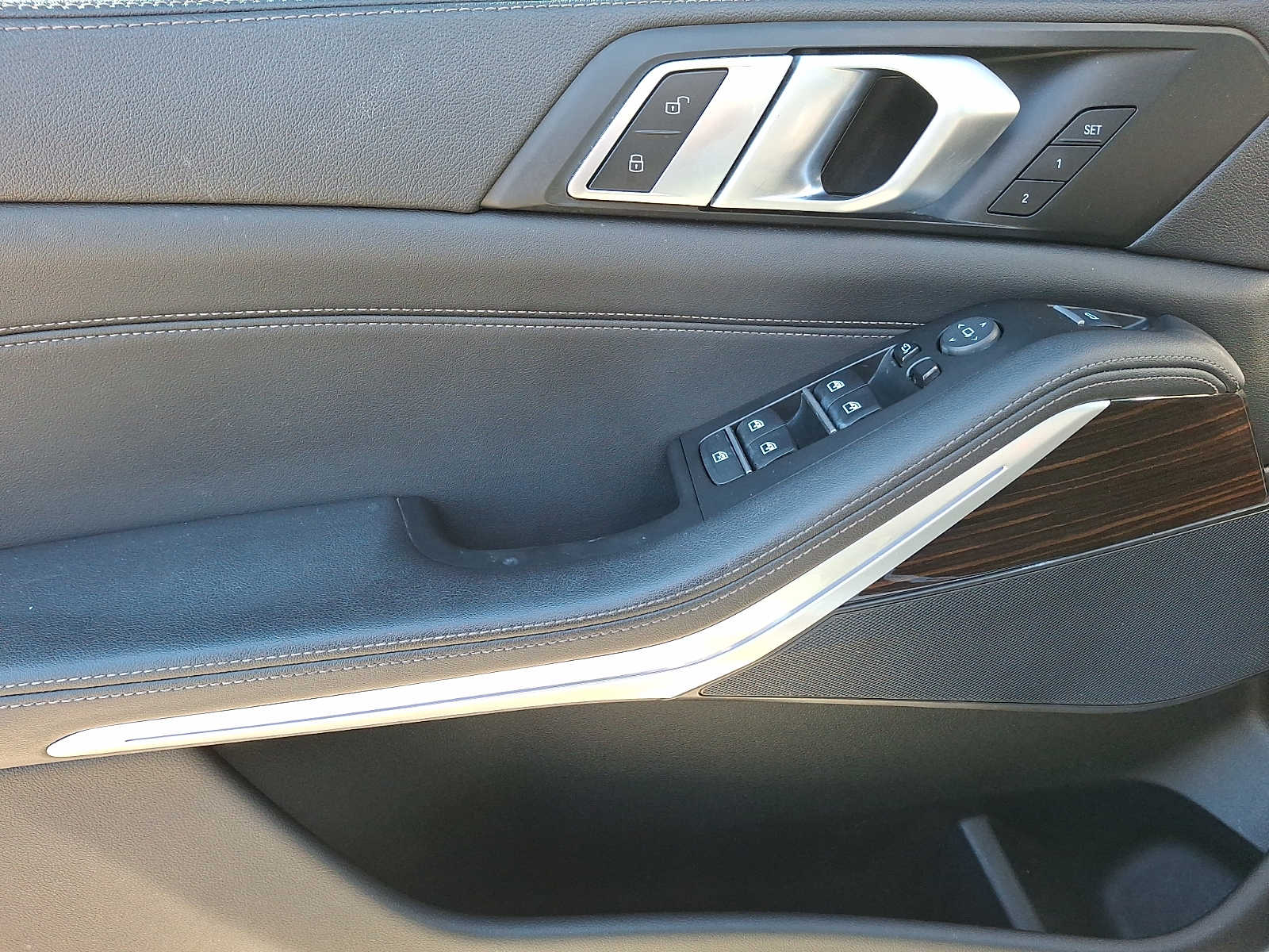 Thumbnail: 2023 BMW X5 - 9