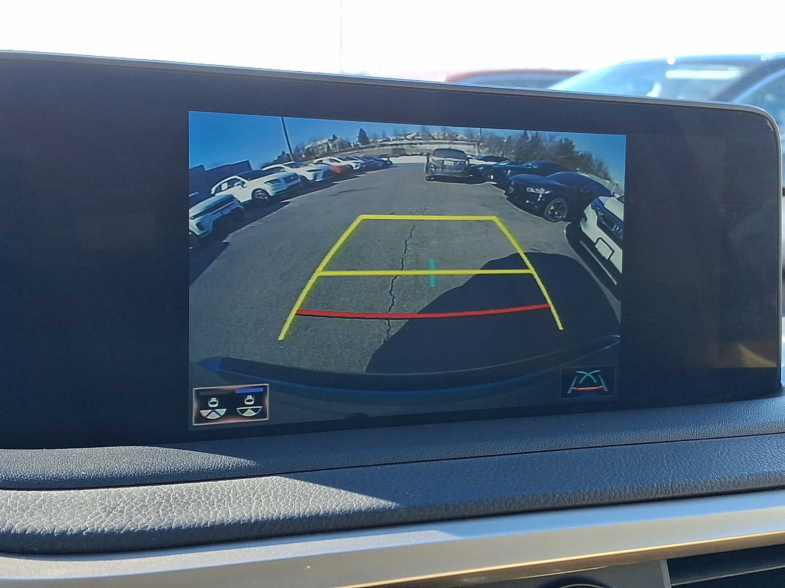 Thumbnail: 2021 Lexus RX - 16