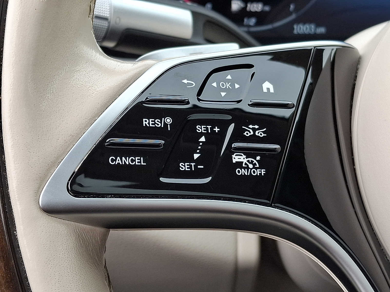 Thumbnail: 2022 Mercedes-Benz S-Class - 17