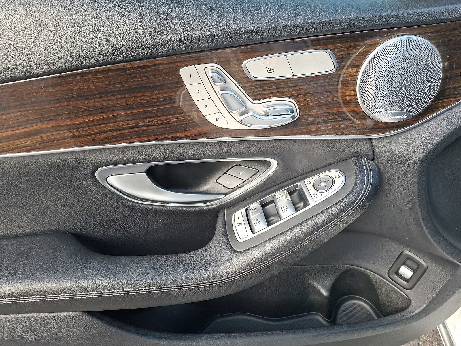 Thumbnail: 2017 Mercedes-Benz C-Class - 9