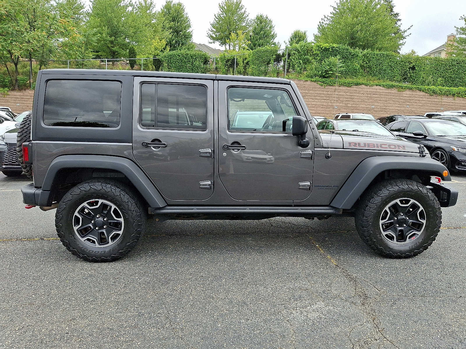 Thumbnail: 2016 Jeep Wrangler - 3