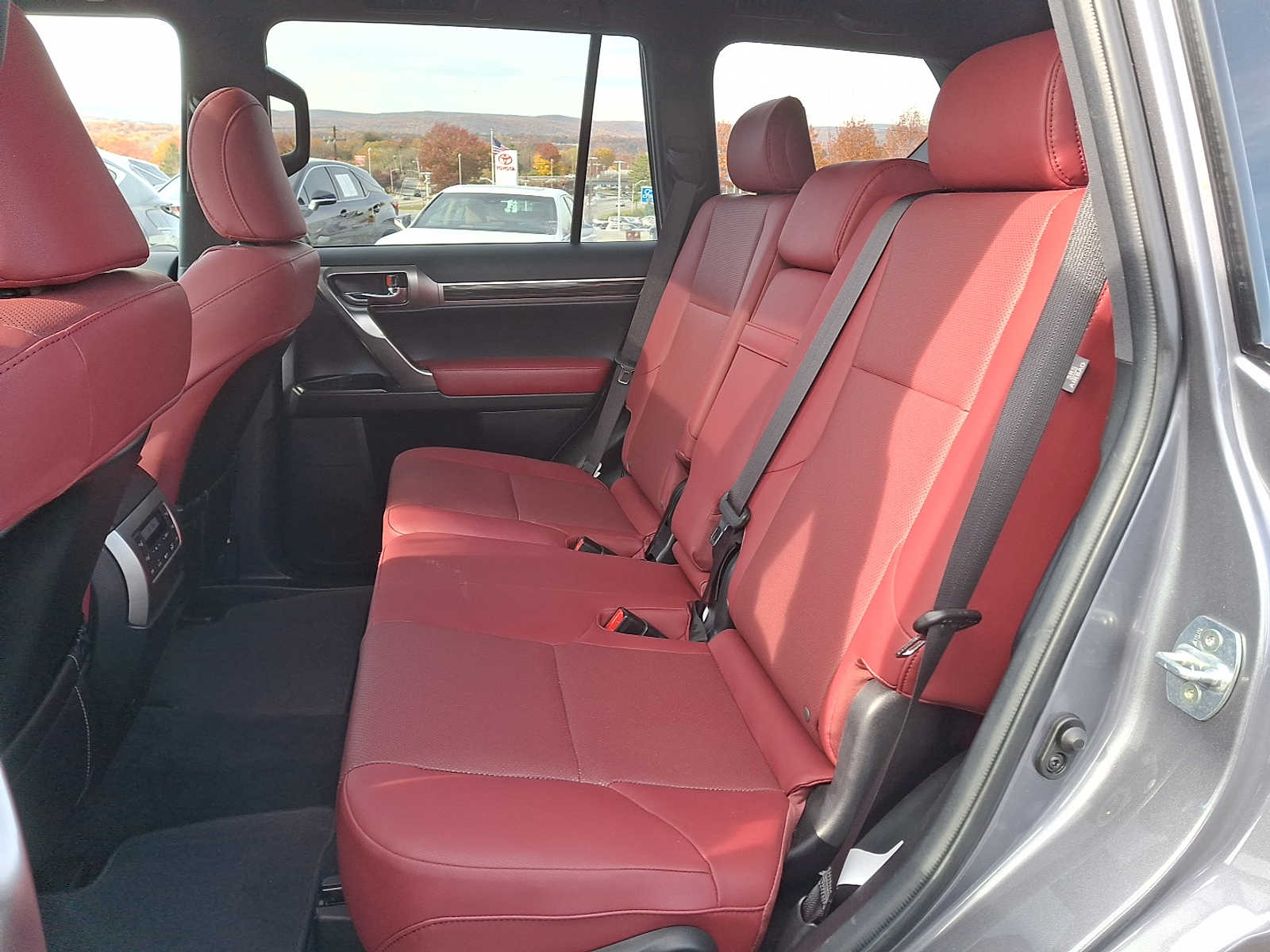 Thumbnail: 2023 Lexus GX - 8