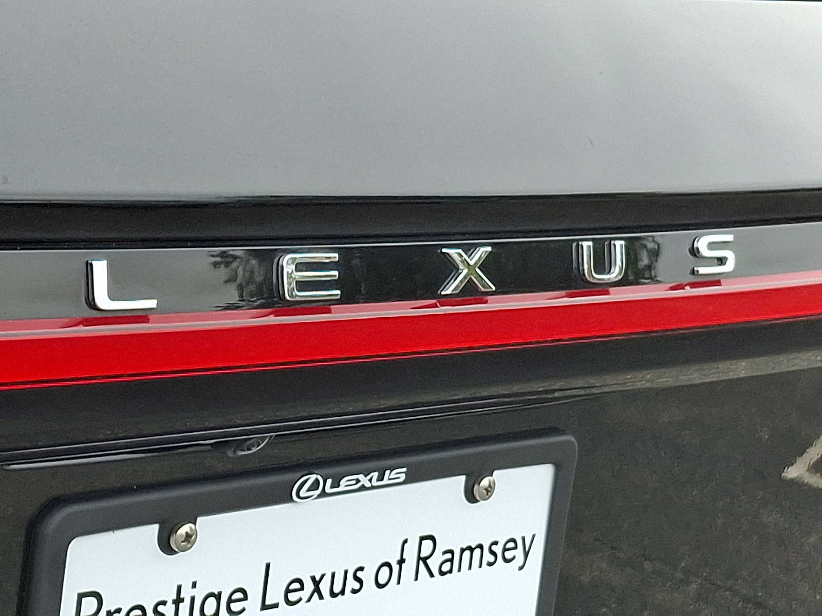 Thumbnail: 2023 Lexus RX - 26