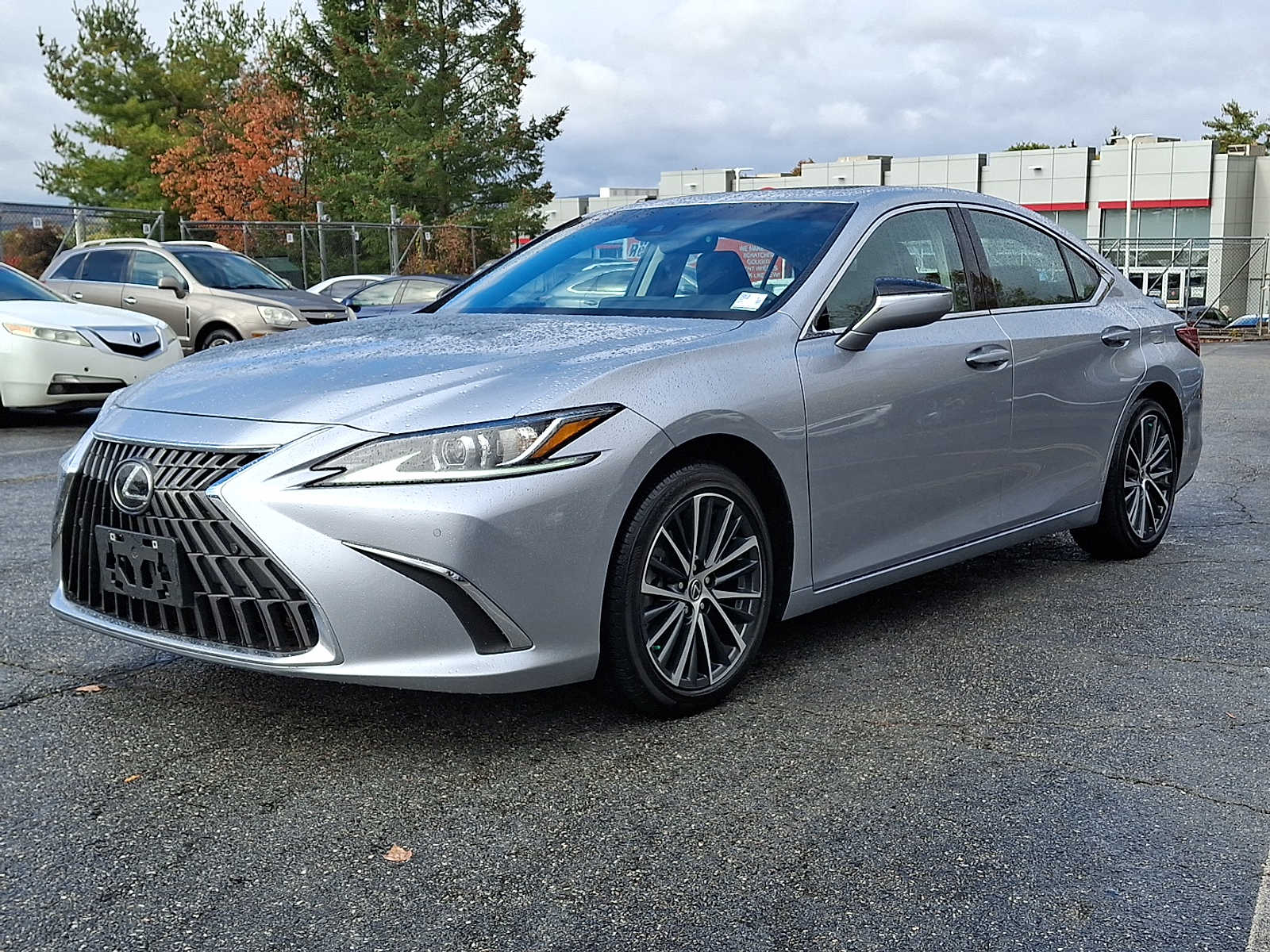 Thumbnail: 2023 Lexus ES - 1