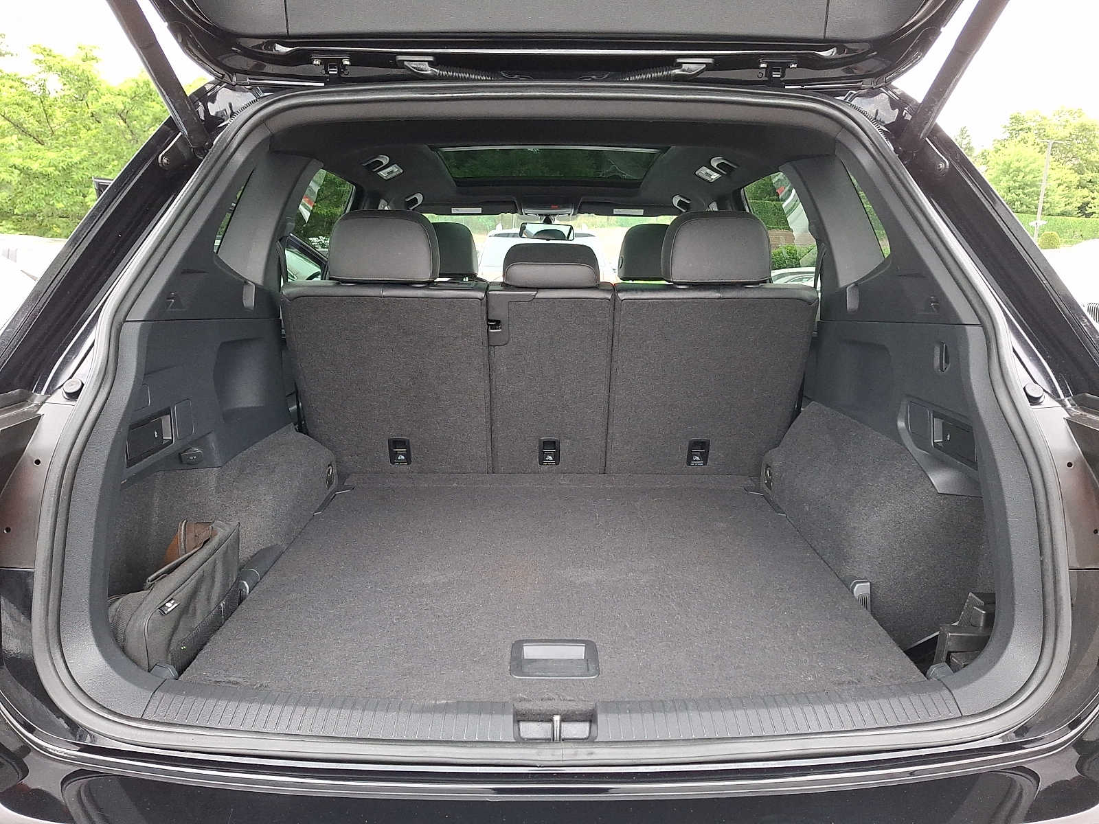 Thumbnail: 2019 Volkswagen Tiguan - 27