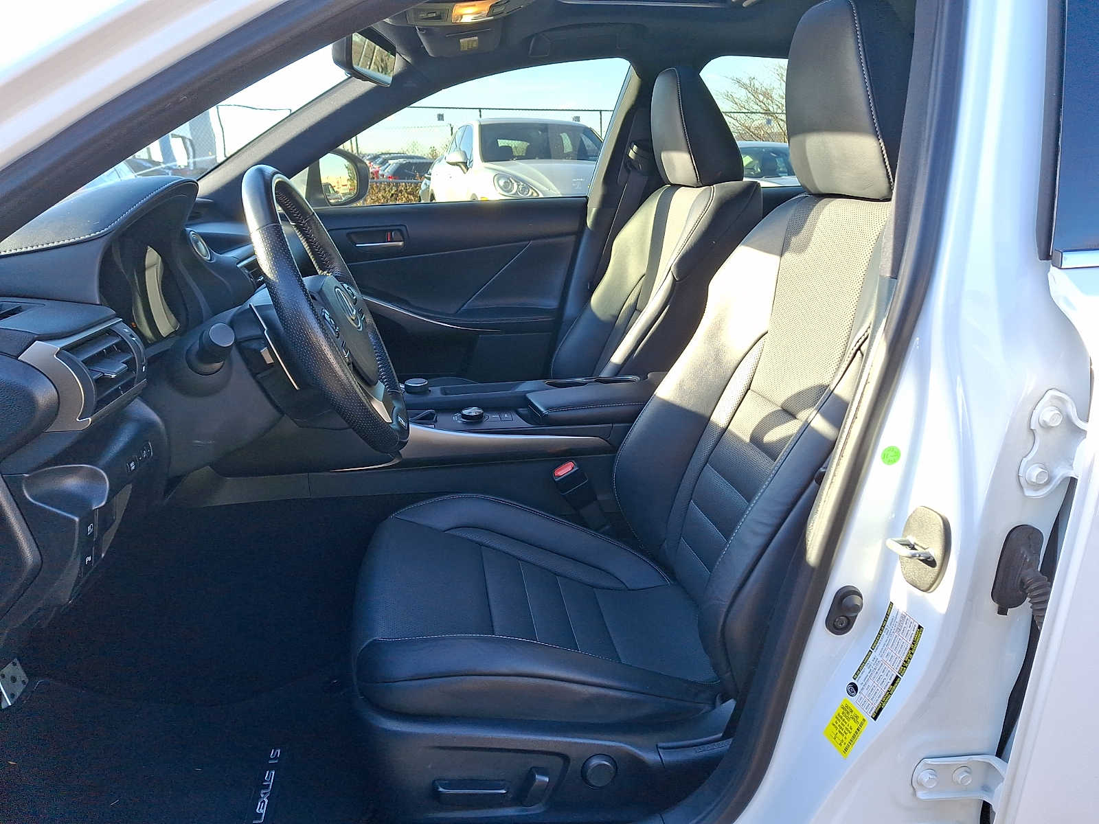 Thumbnail: 2020 Lexus IS - 11