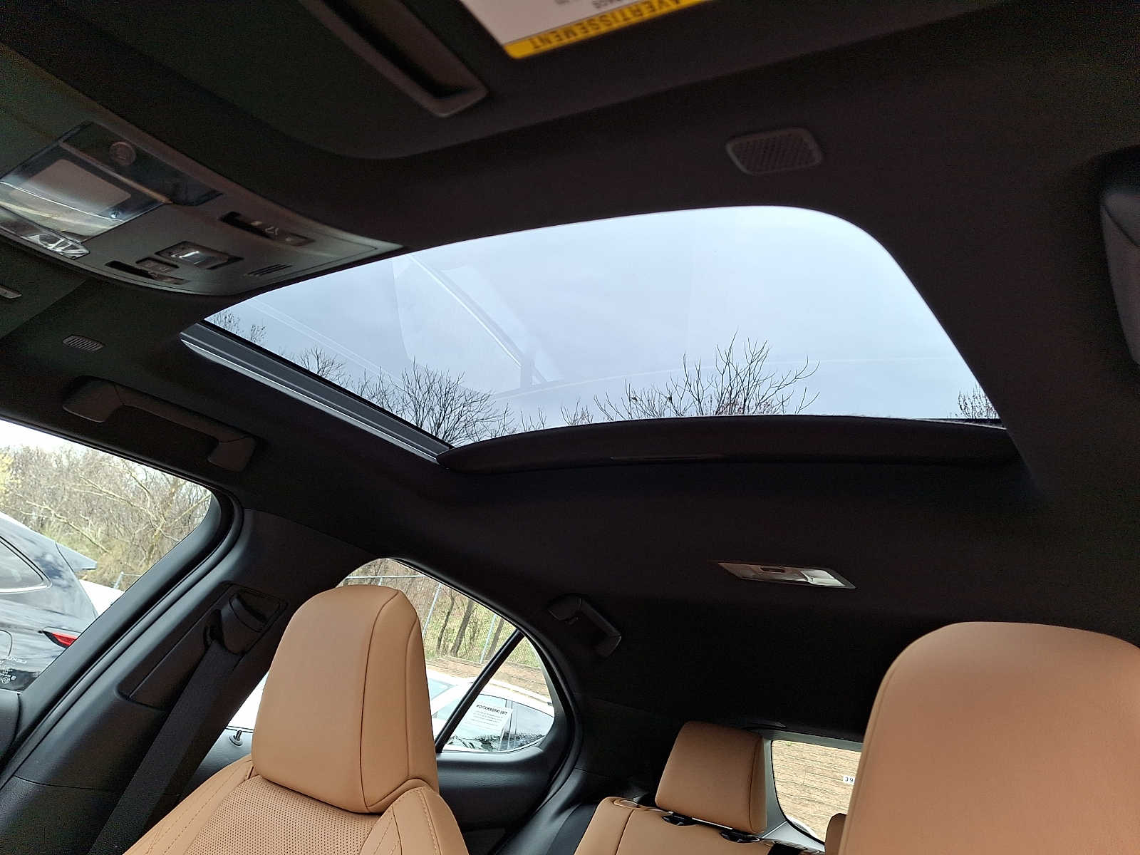 Thumbnail: 2023 Lexus UX - 12