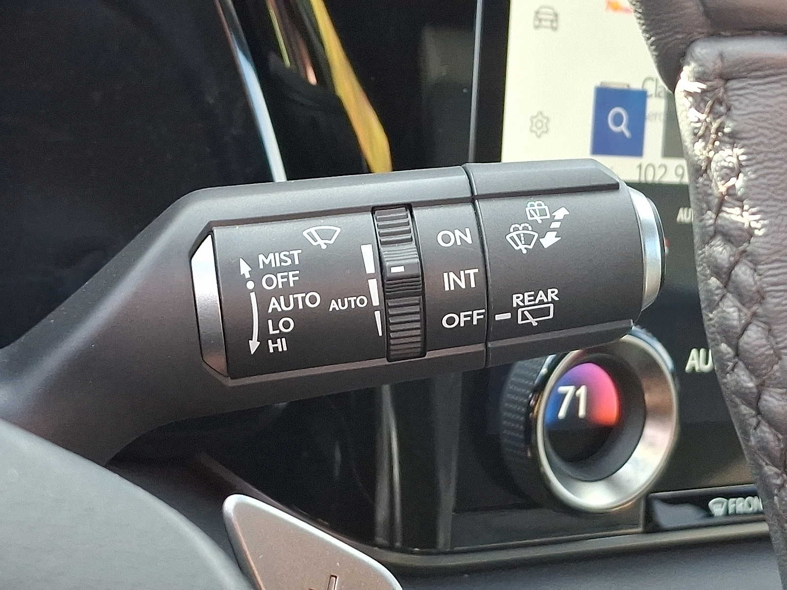 Thumbnail: 2023 Lexus RX - 25