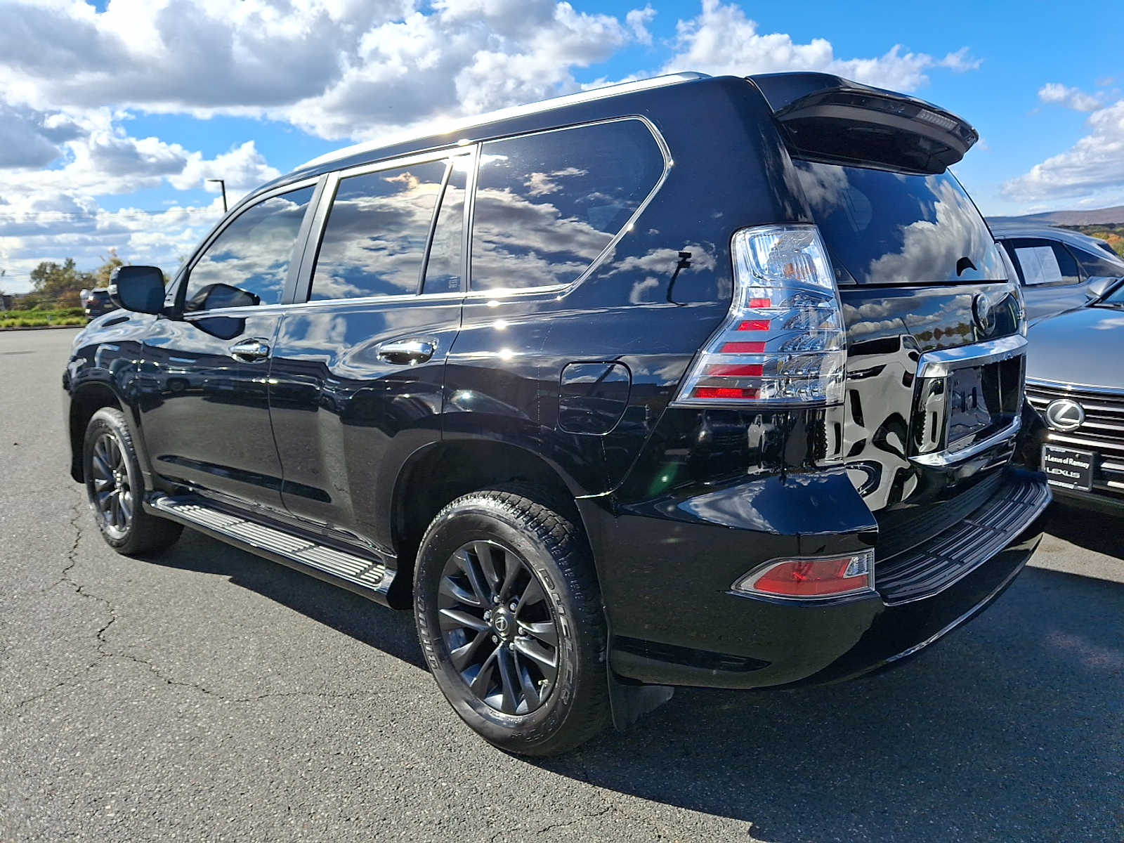 Thumbnail: 2022 Lexus GX - 5