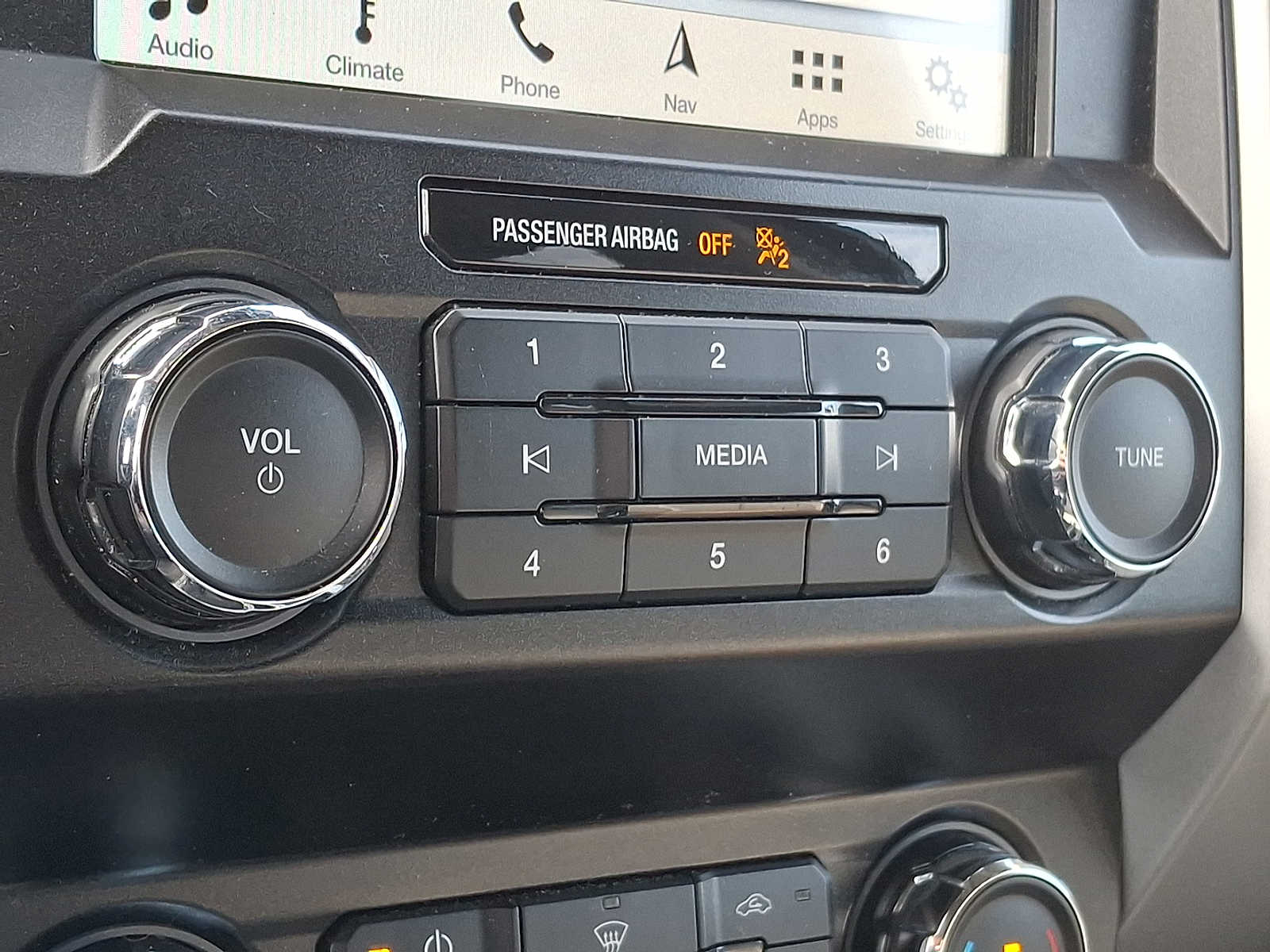 Thumbnail: 2019 Ford F-150 - 11