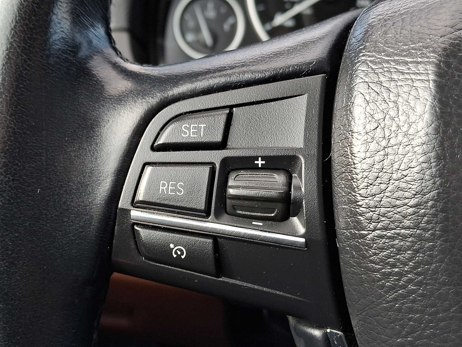 Thumbnail: 2015 BMW 5 Series - 17