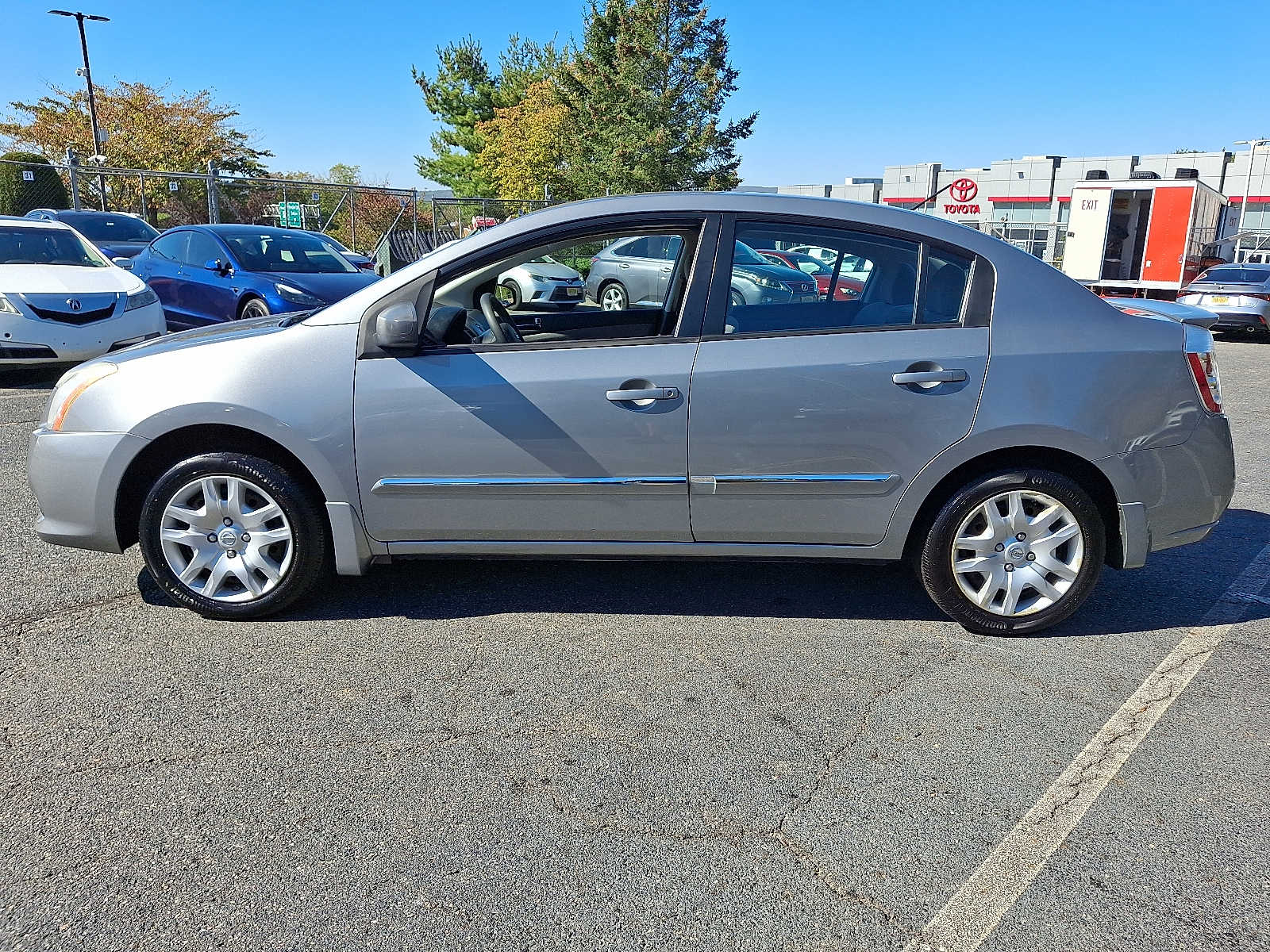 Thumbnail: 2012 Nissan Sentra - 7