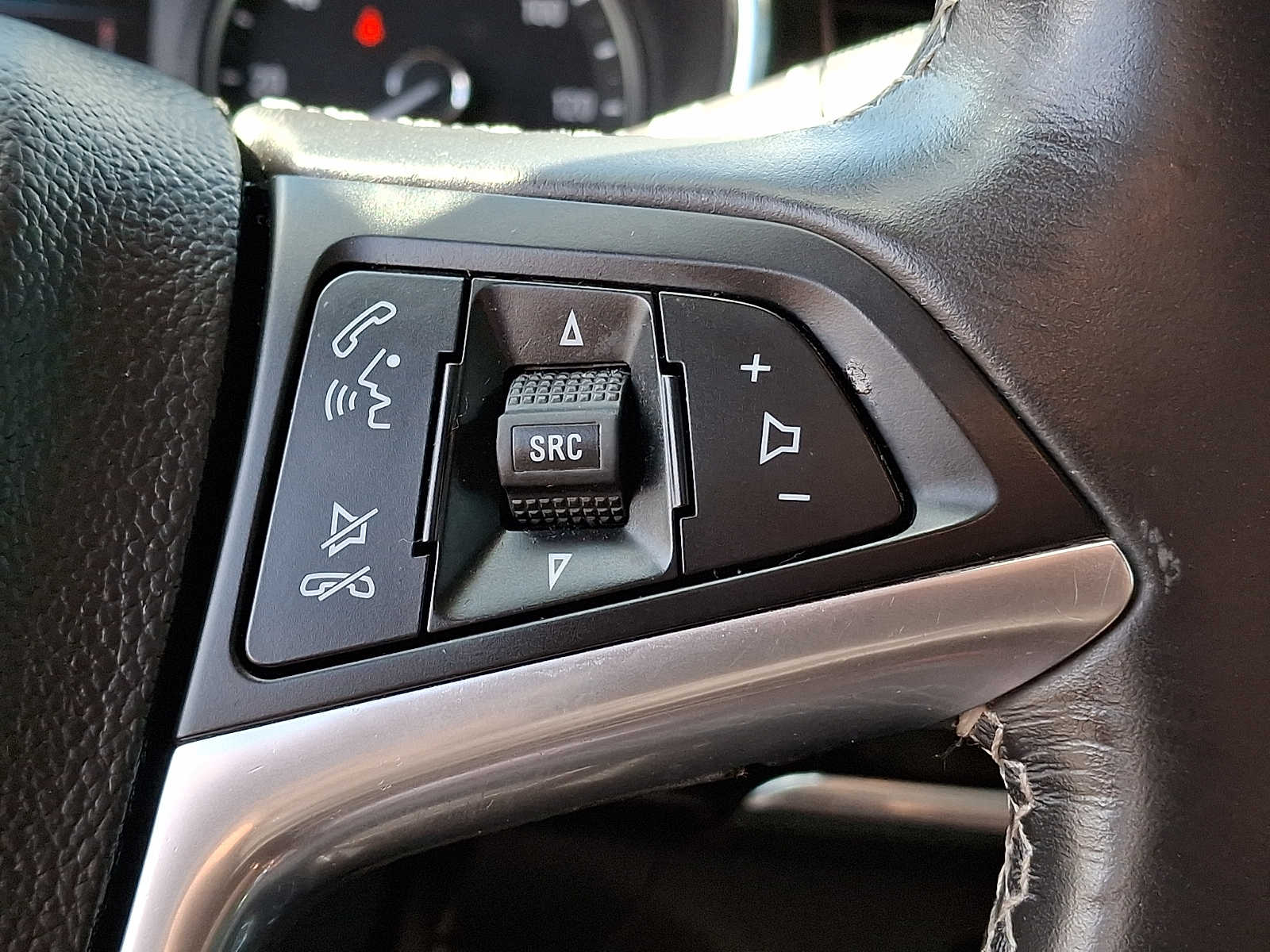 Thumbnail: 2019 Buick Encore - 20