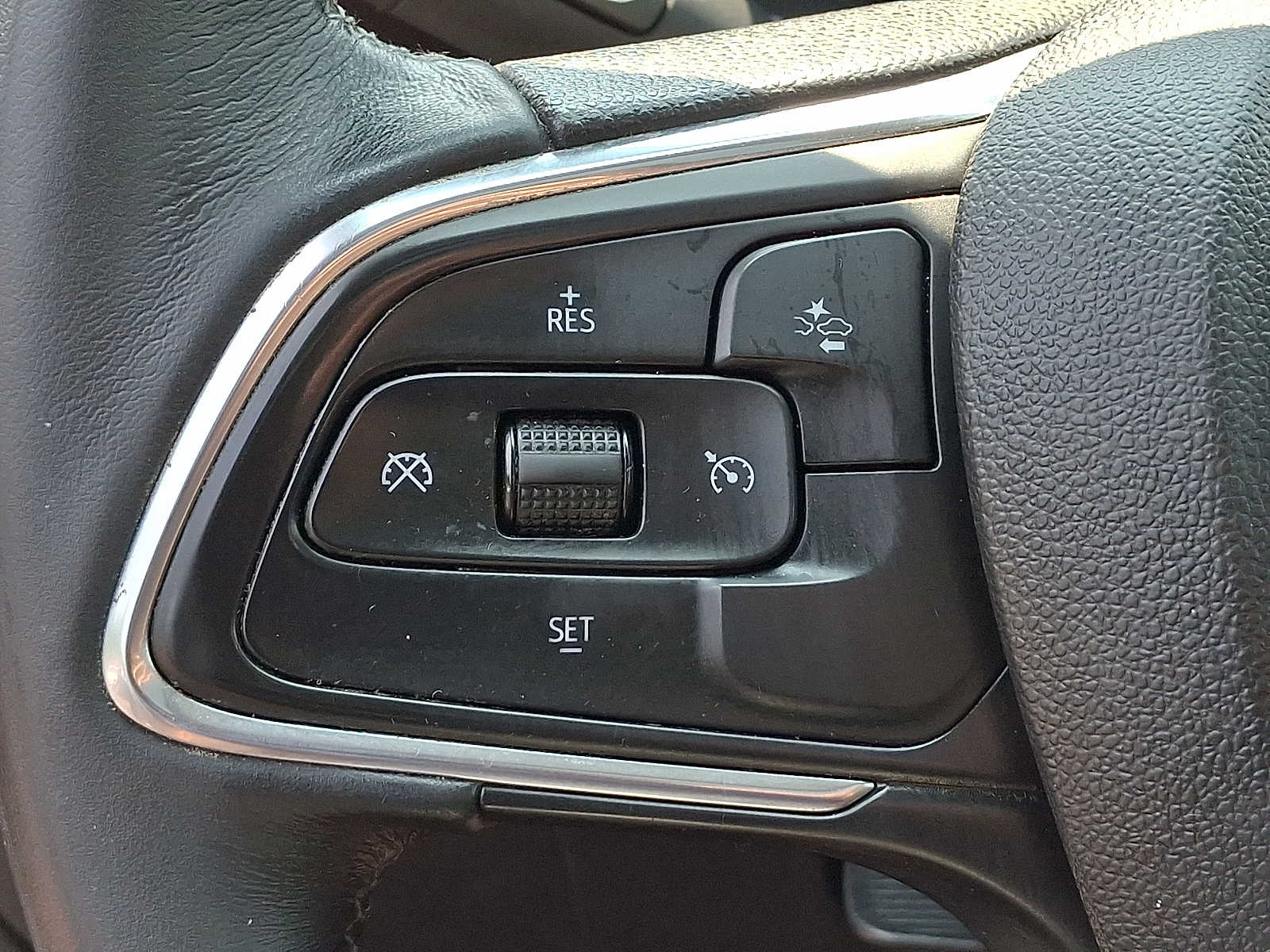 Thumbnail: 2020 Buick Encore GX - 18
