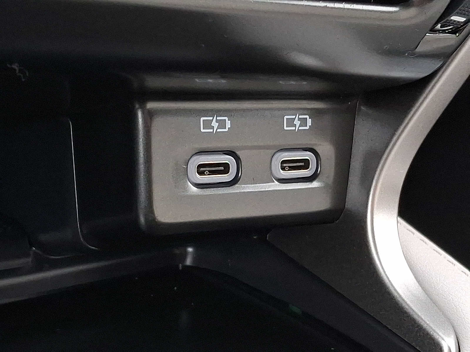 Thumbnail: 2023 Lexus RX - 18