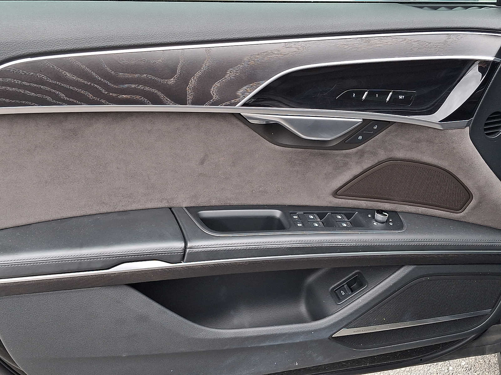 Thumbnail: 2019 Audi A8 - 9